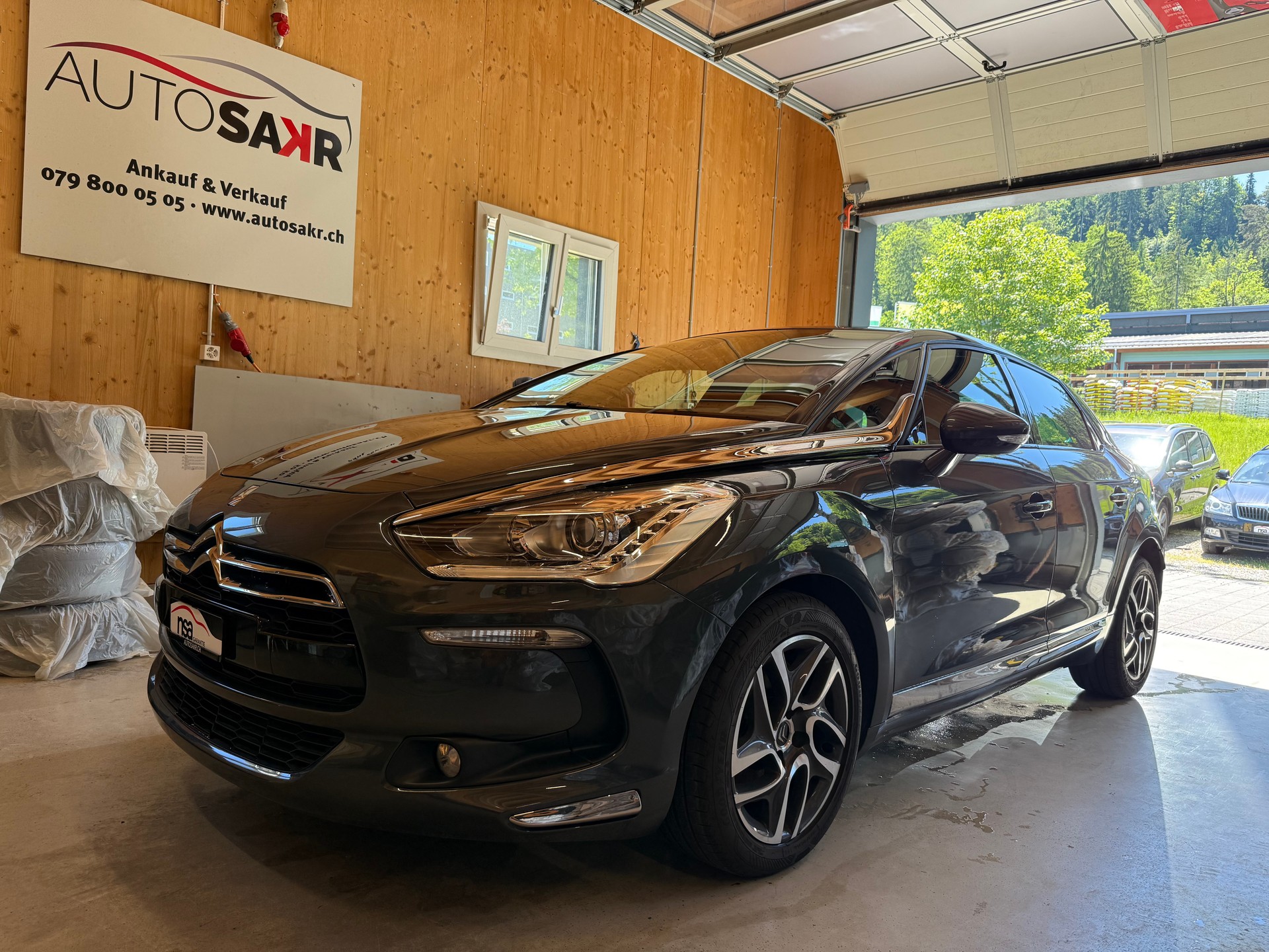 DS AUTOMOBILES DS5 2.0 HDi SO Chic Automatic-image-0