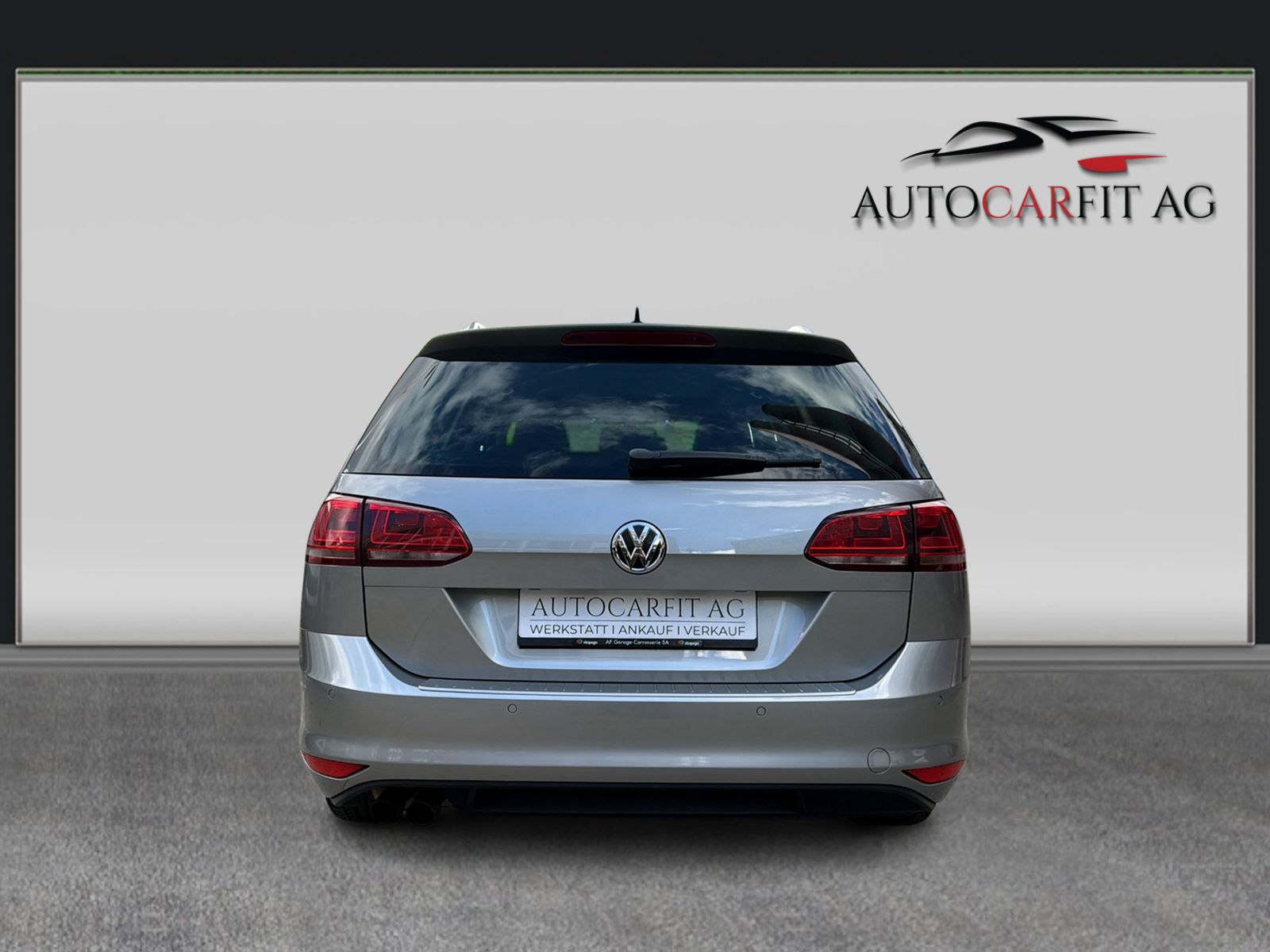 VW Golf Variant 1.4 TSI Highline DSG-image-5