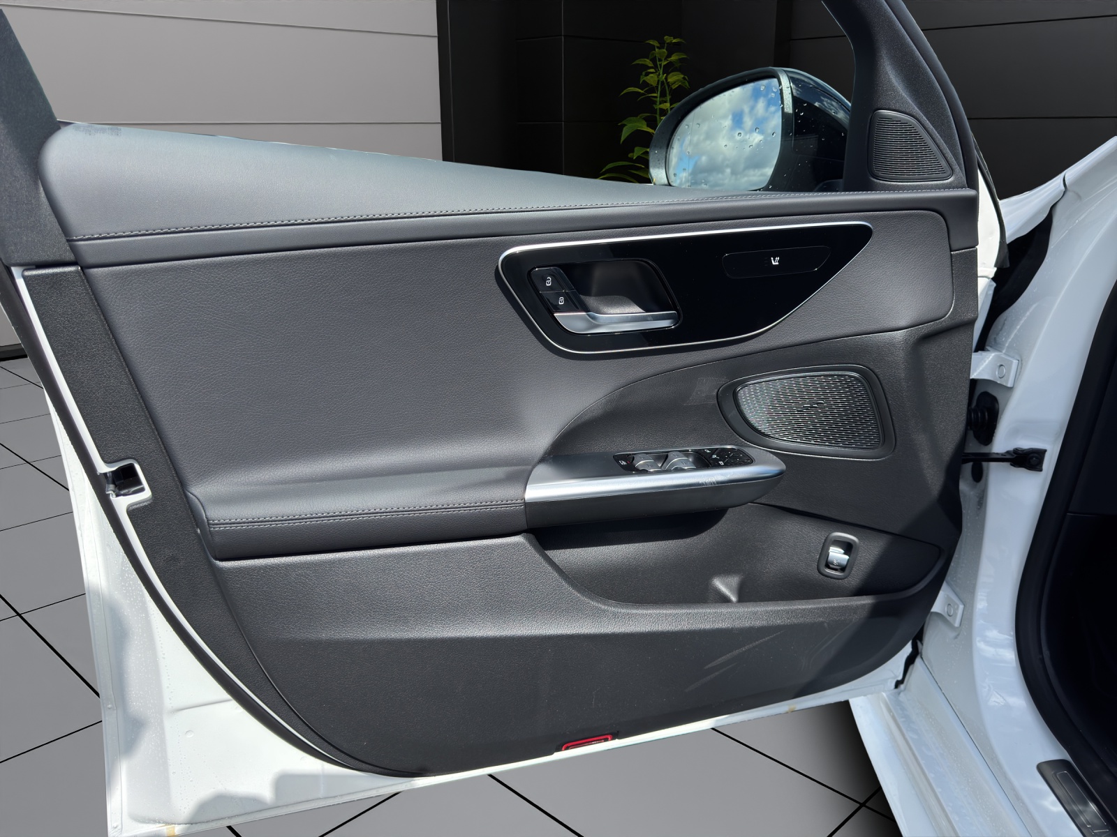 MERCEDES-BENZ C 200 T 4 Matic-image-6