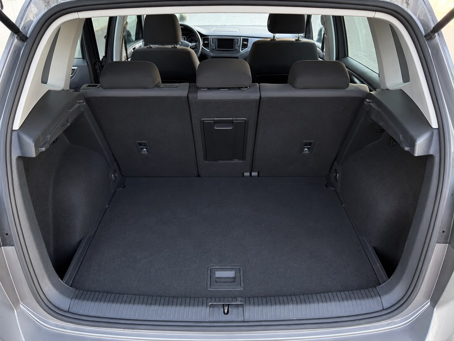 VW Golf Sportsvan 1.4 TSI Allstar R-Line DSG-image-7