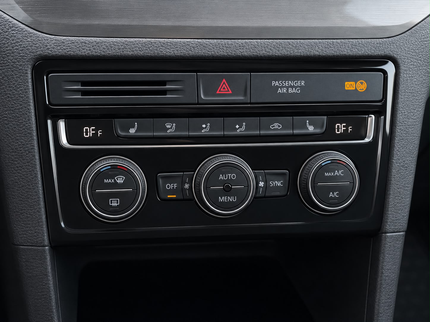 VW Golf Sportsvan 1.4 TSI Allstar R-Line DSG-image-10