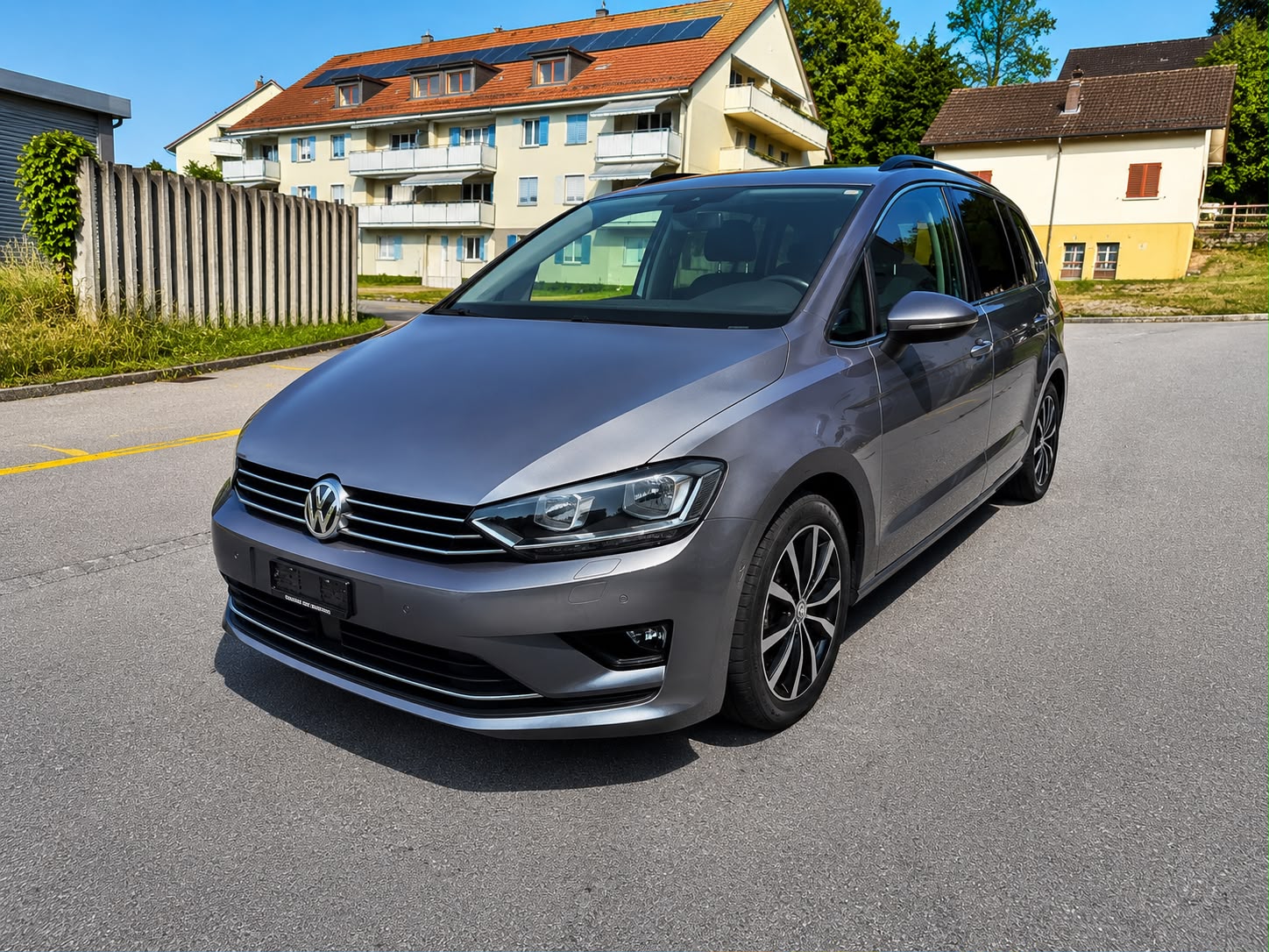 VW Golf Sportsvan 1.4 TSI Allstar R-Line DSG-image-1