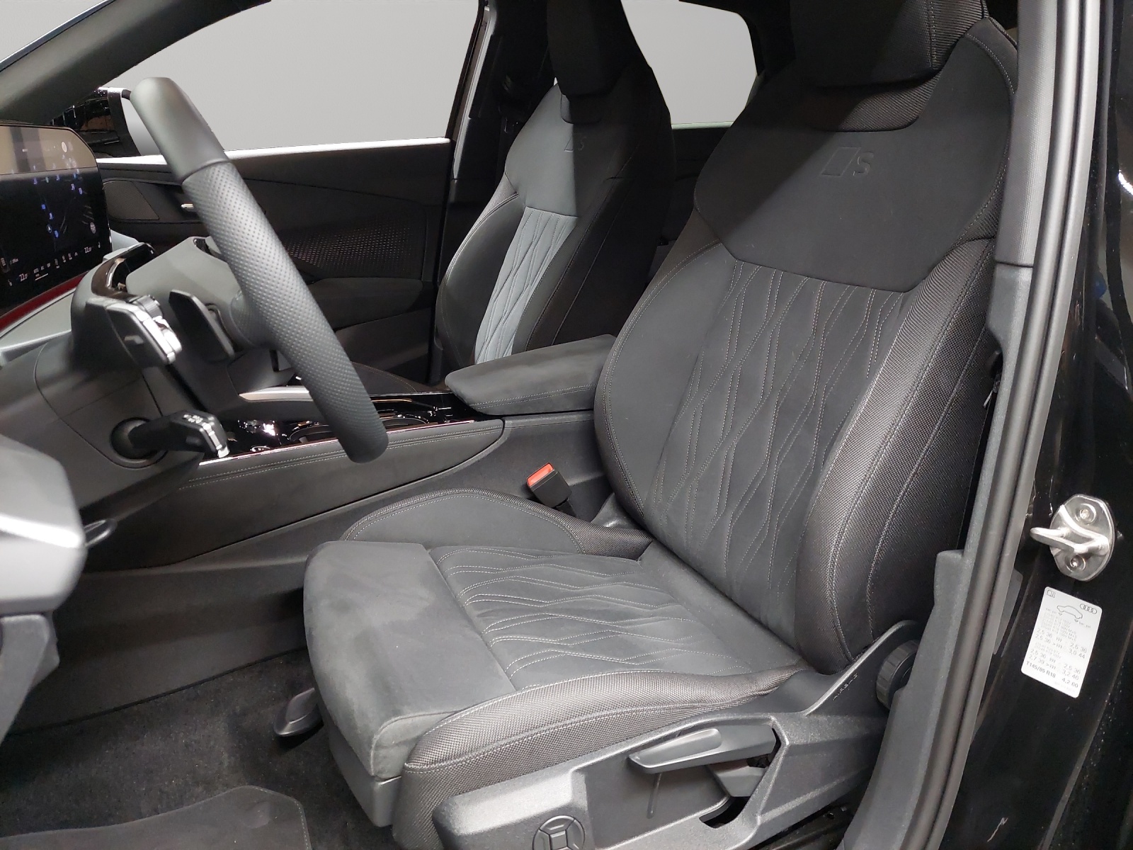 AUDI Q3 Sportback TFSI quattro 150 kW S tronic-image-5
