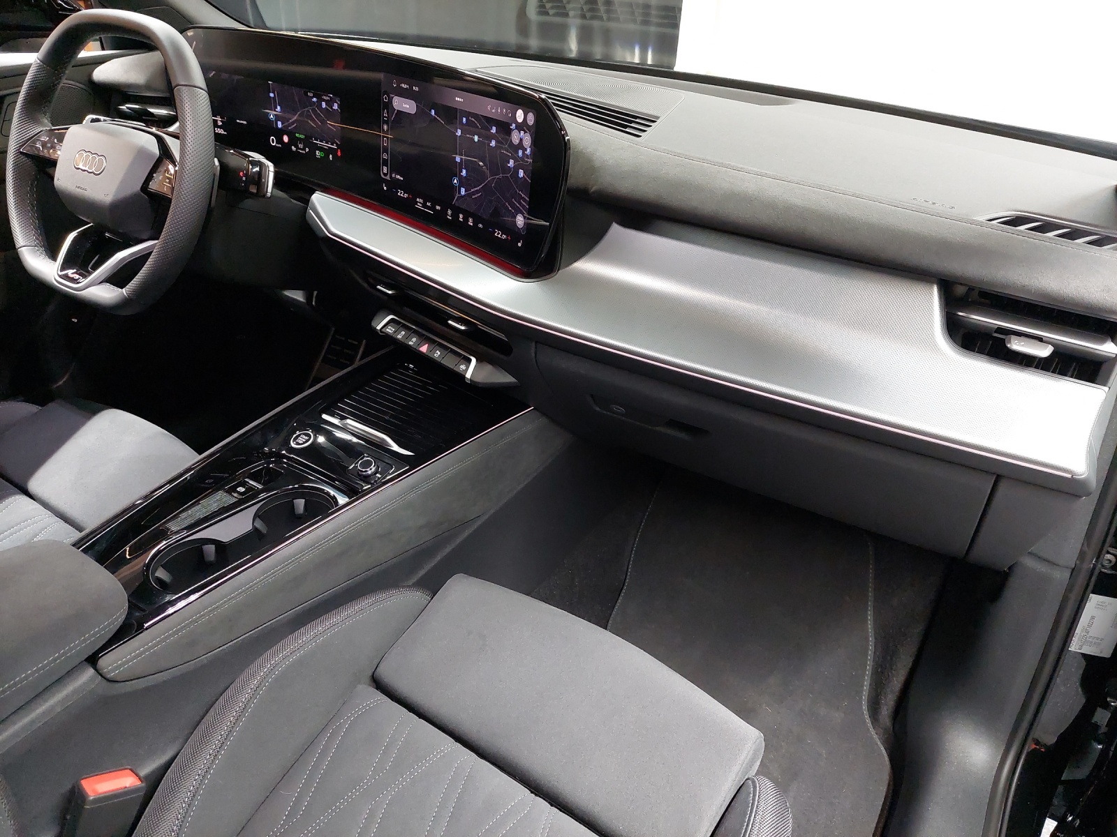 AUDI Q3 Sportback TFSI quattro 150 kW S tronic-image-9