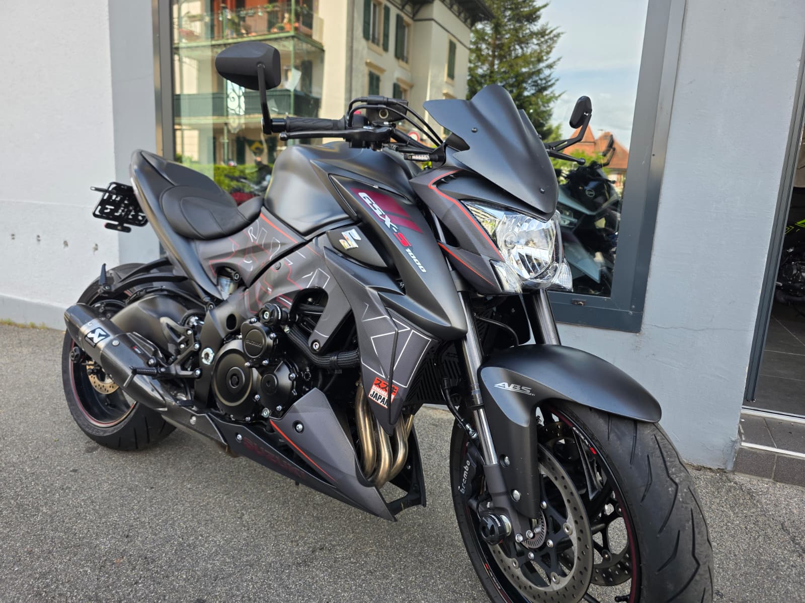 SUZUKI GSX-S 1000 ABS-showroom-element-3