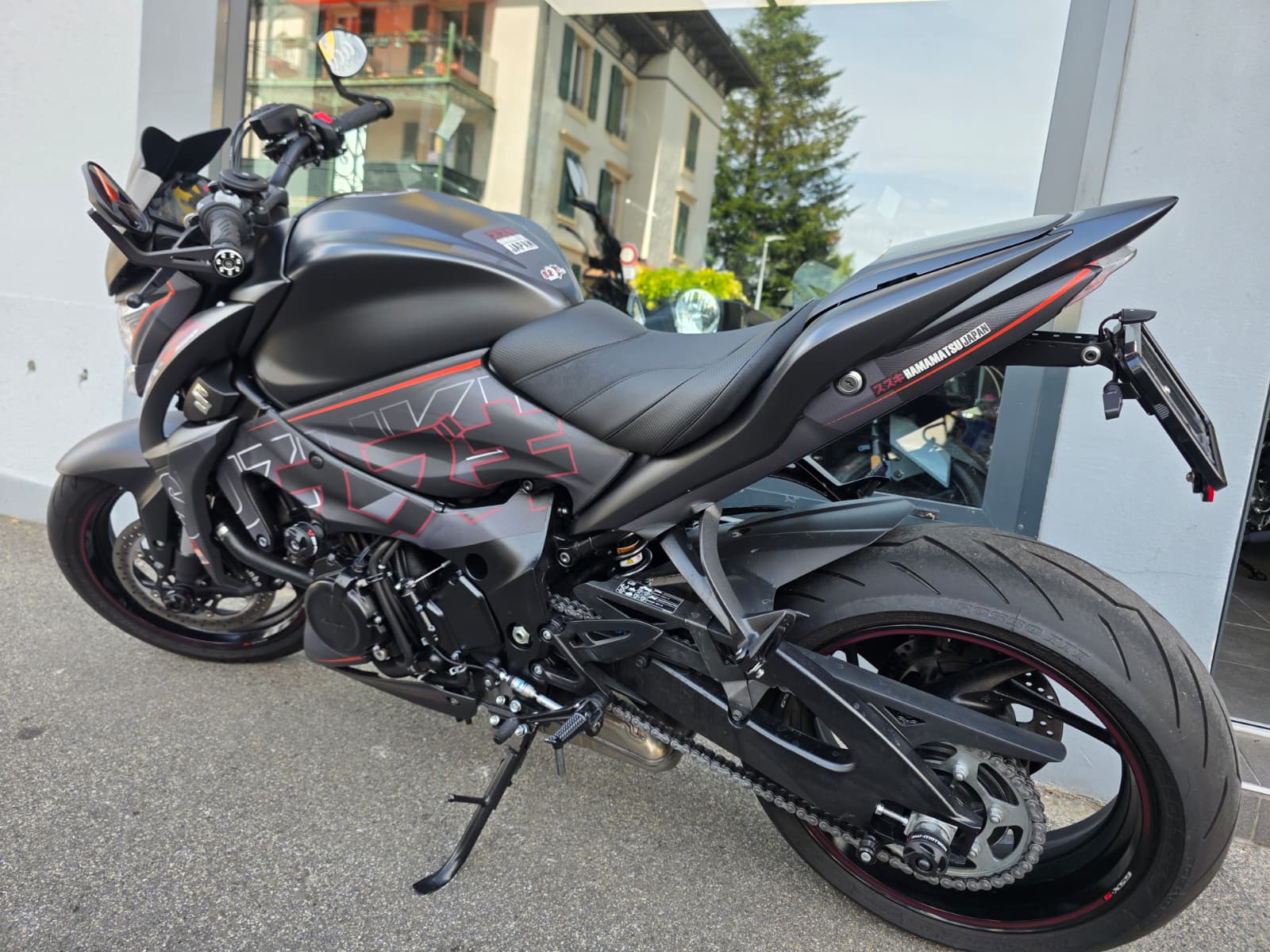 SUZUKI GSX-S 1000 ABS-showroom-element-2