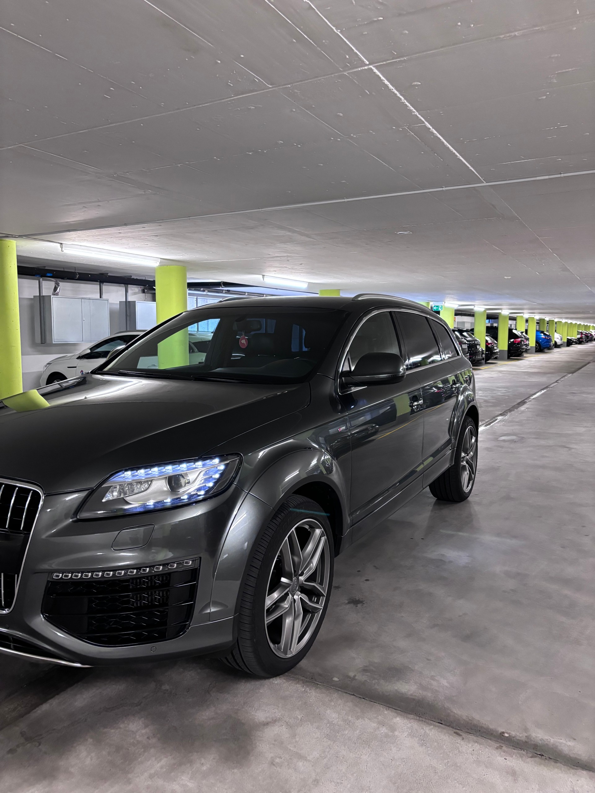 AUDI Q7 4.2 V8 TDI Quattro T-Tronic-image-0