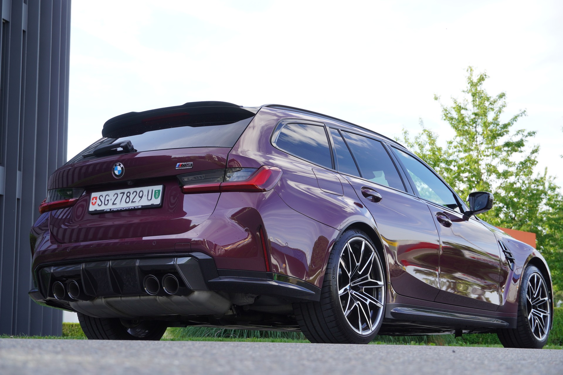 BMW M3 Touring xDrive Competition M //Wildberry Metallic//-image-7