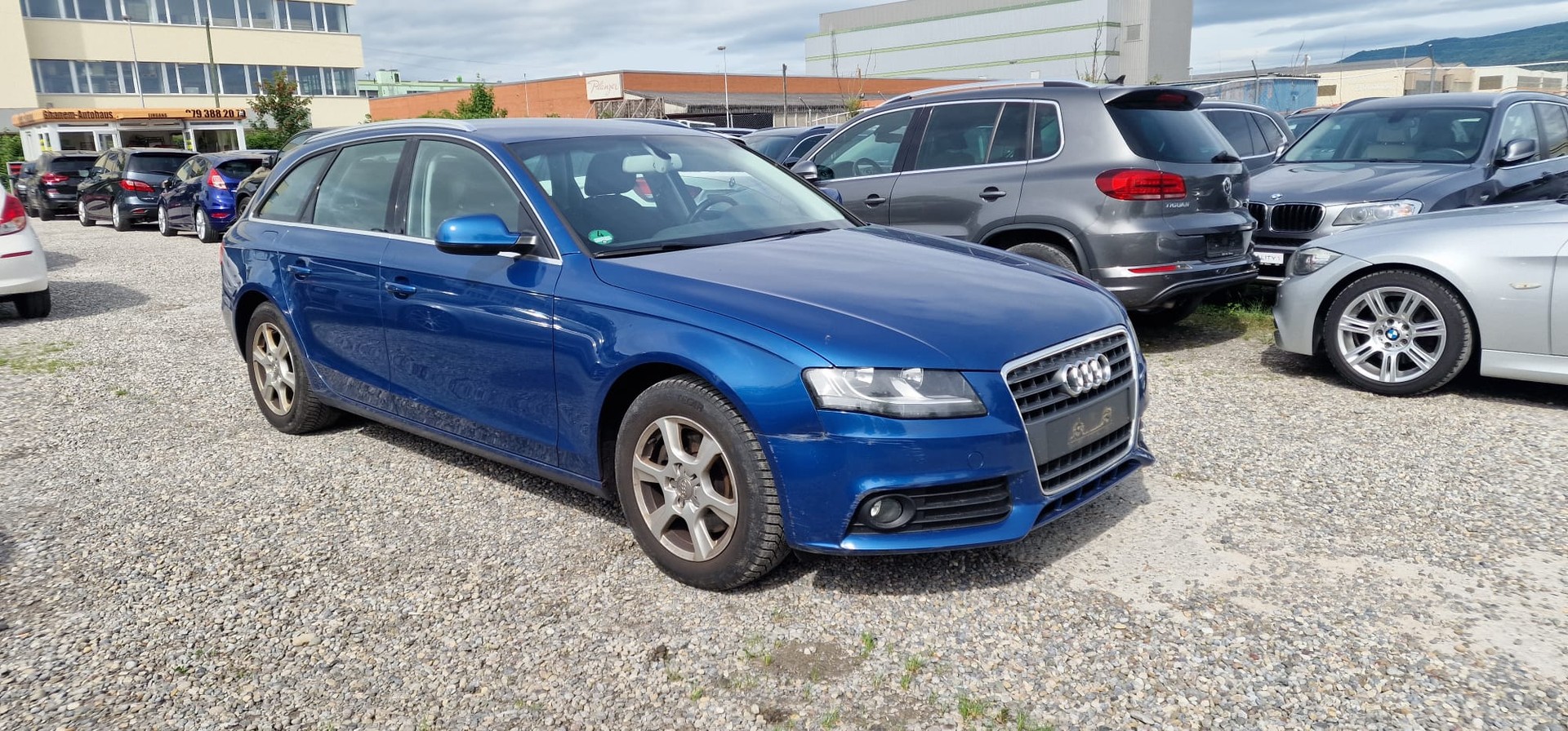 AUDI A4 Avant 2.0 TDI-image-0