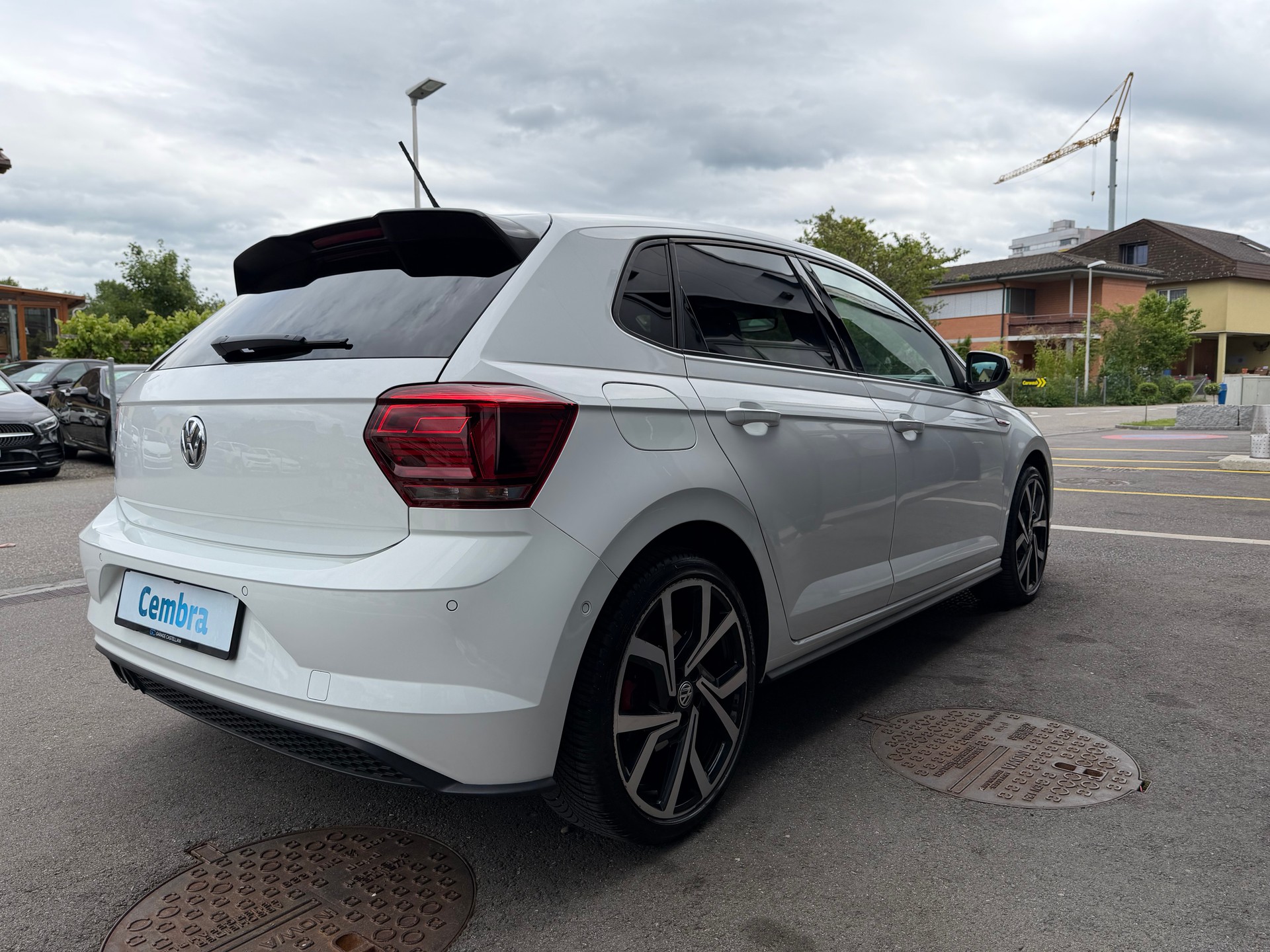 VW Polo 2.0 TSI GTI DSG-image-7