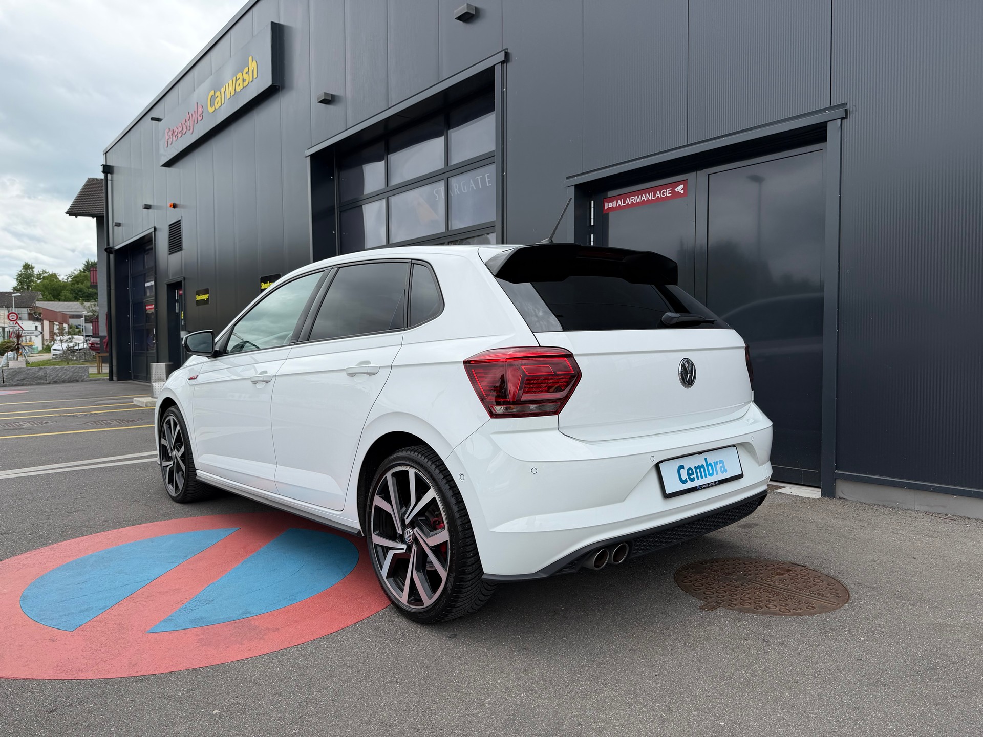 VW Polo 2.0 TSI GTI DSG-image-5