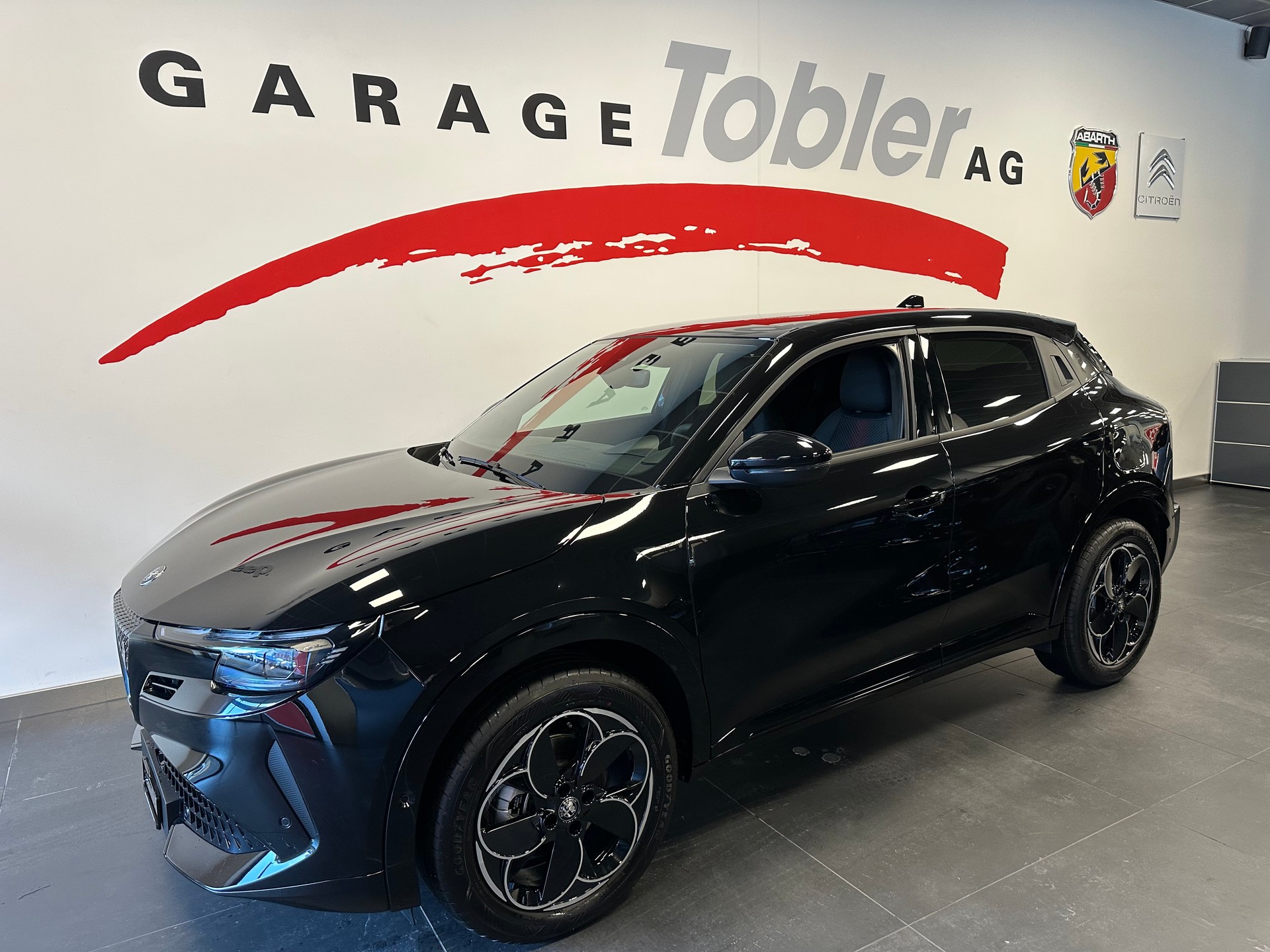 ALFA ROMEO Junior 1.2 48V Hybrid Q4-image-0