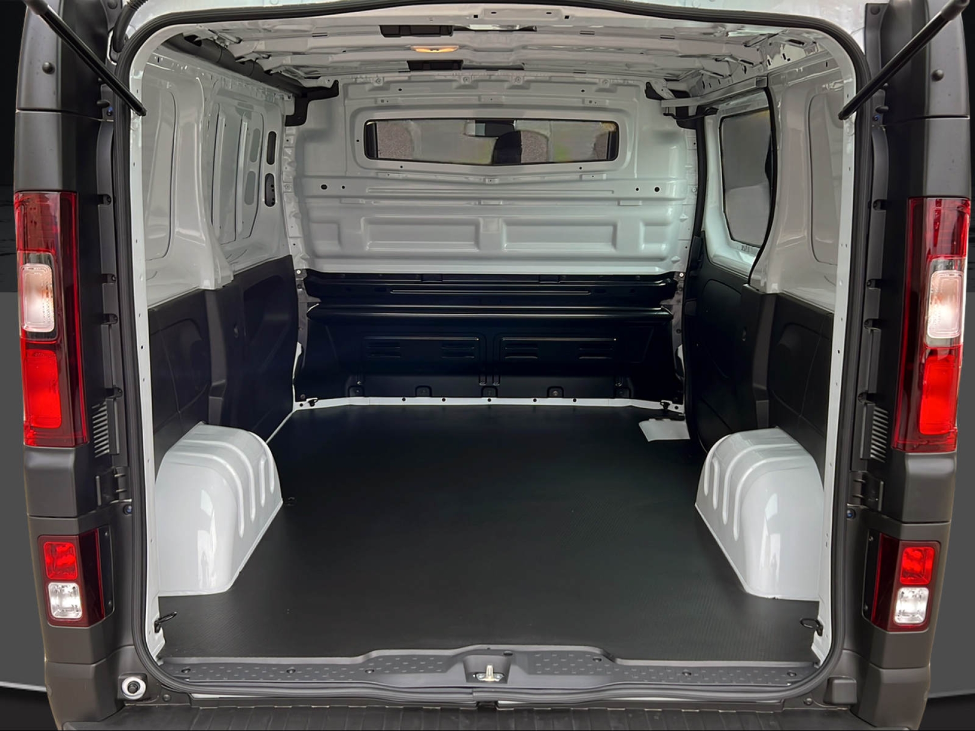 RENAULT Trafic fourg. 3.0 t L1 H1 2.0-image-10