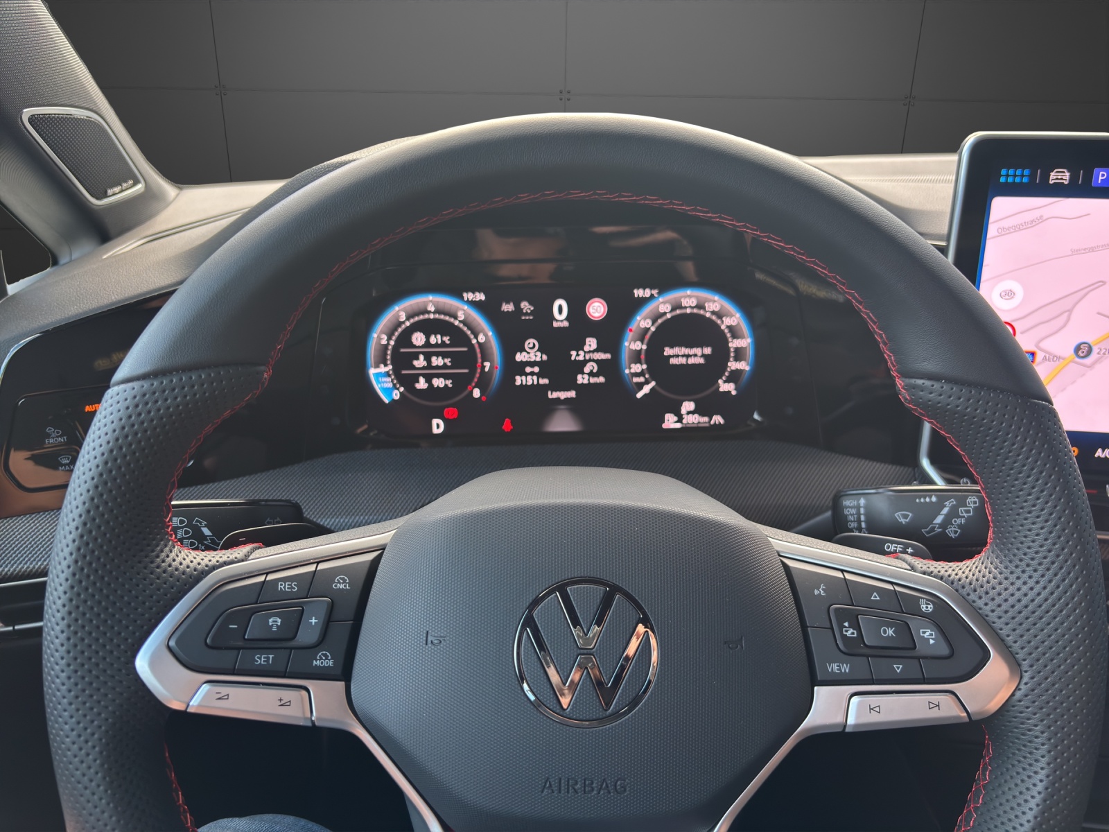 VW Golf 2.0 TSI GTI Clubsport DSG-image-6