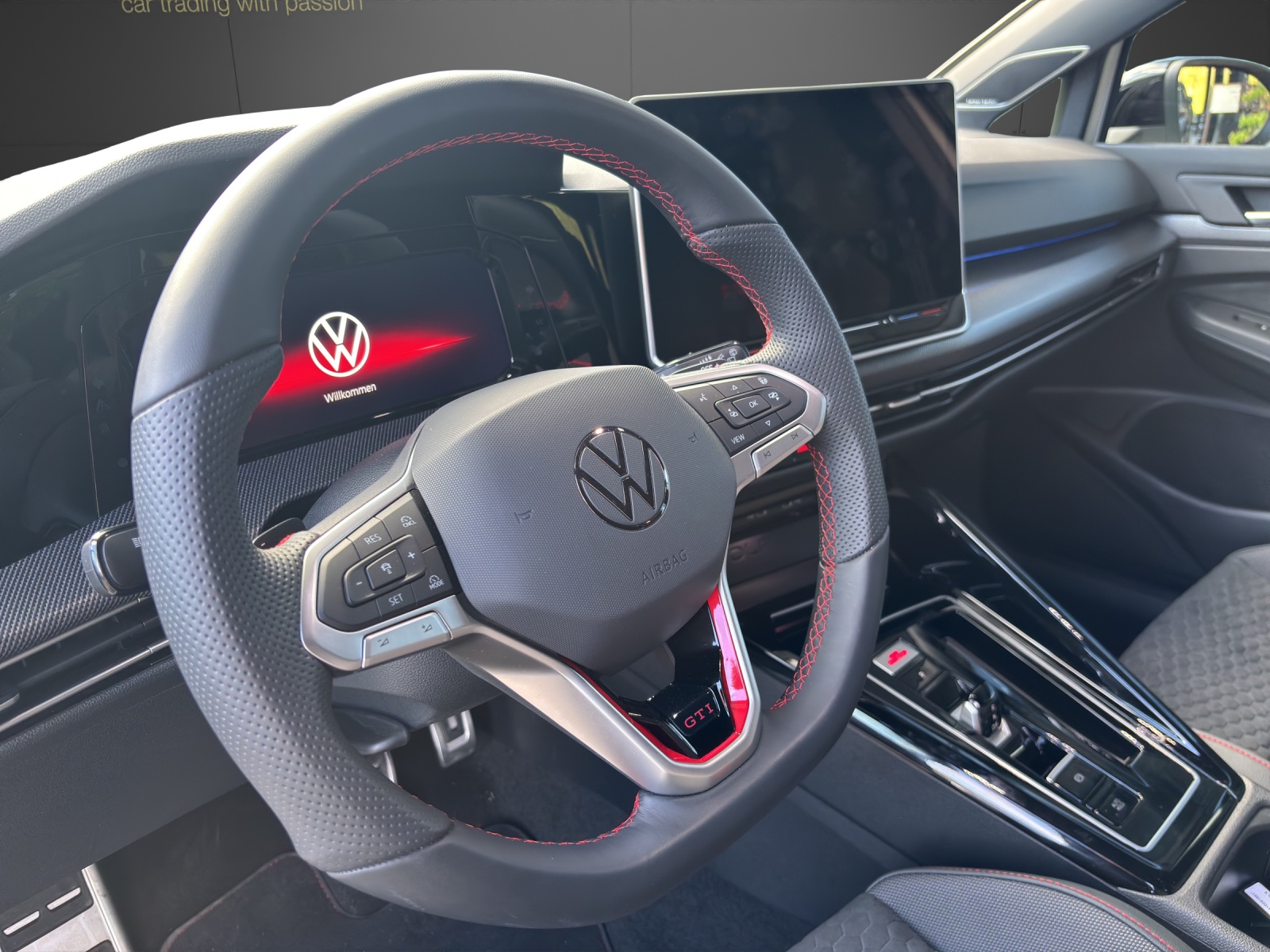 VW Golf 2.0 TSI GTI Clubsport DSG-image-5
