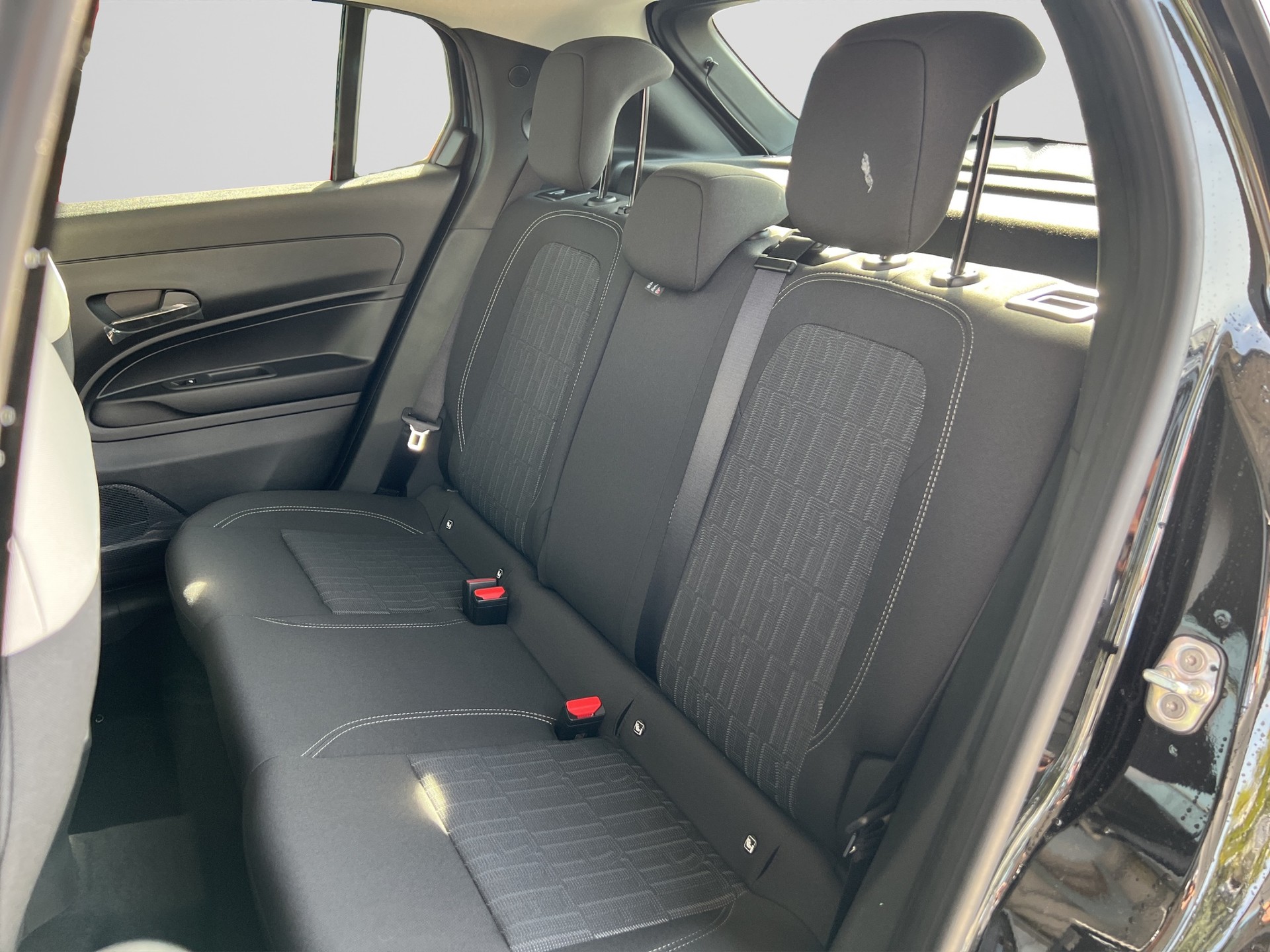 FIAT 600 1.2 Hybrid 110 Swis-image-12