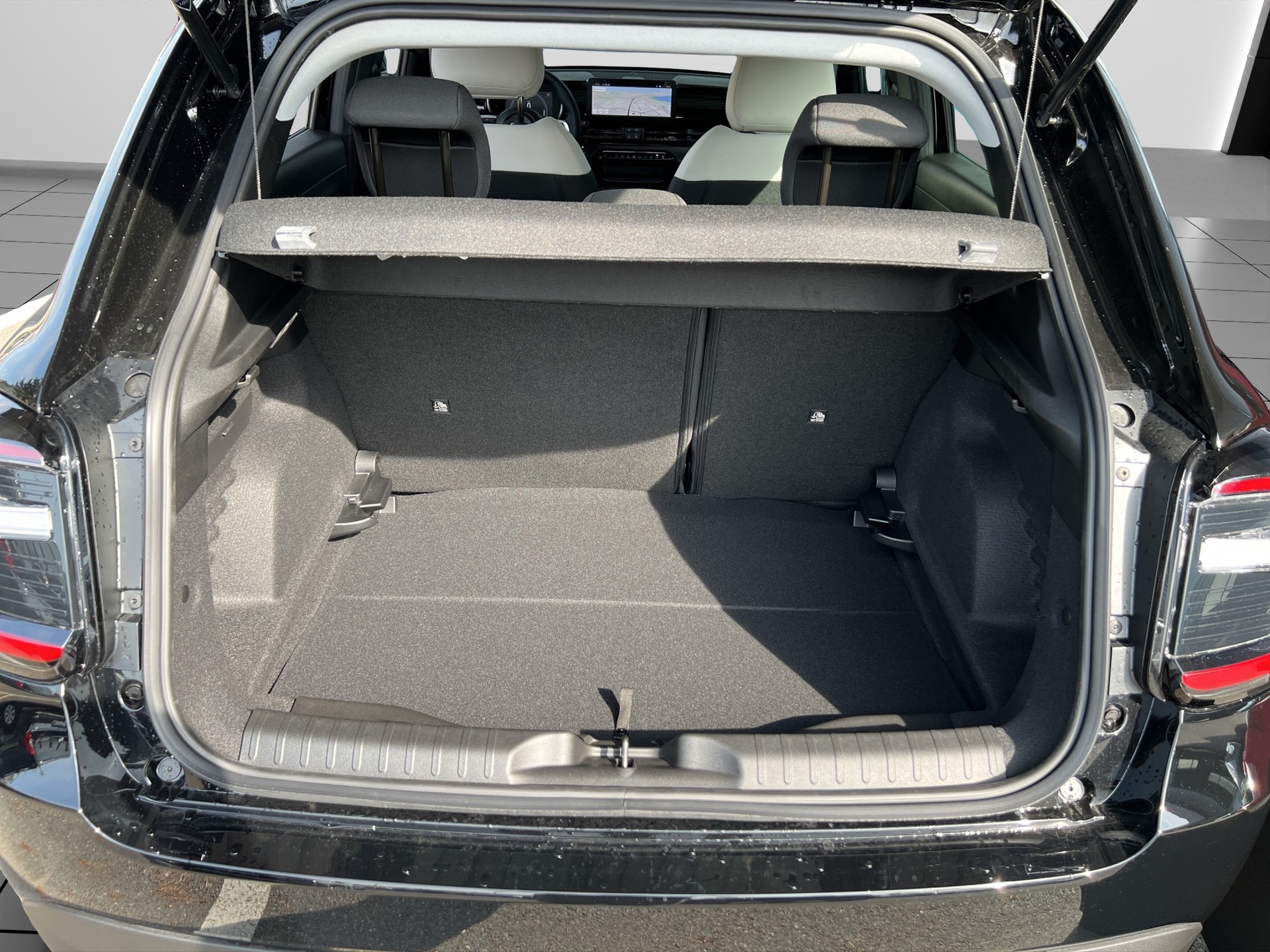 FIAT 600 1.2 Hybrid 110 Swis-image-13