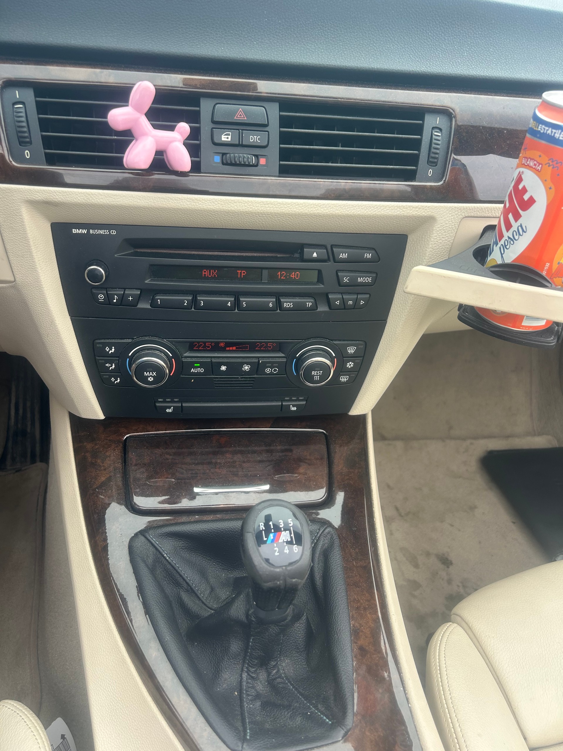BMW 325i Cabriolet-image-7