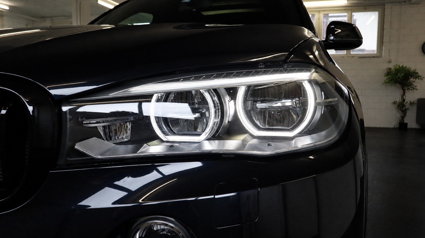BMW X5 40d xDrive SAG-image-24