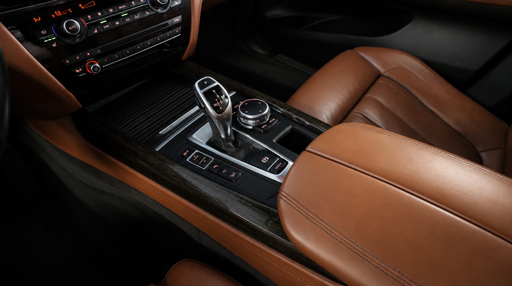 BMW X5 40d xDrive SAG-image-14