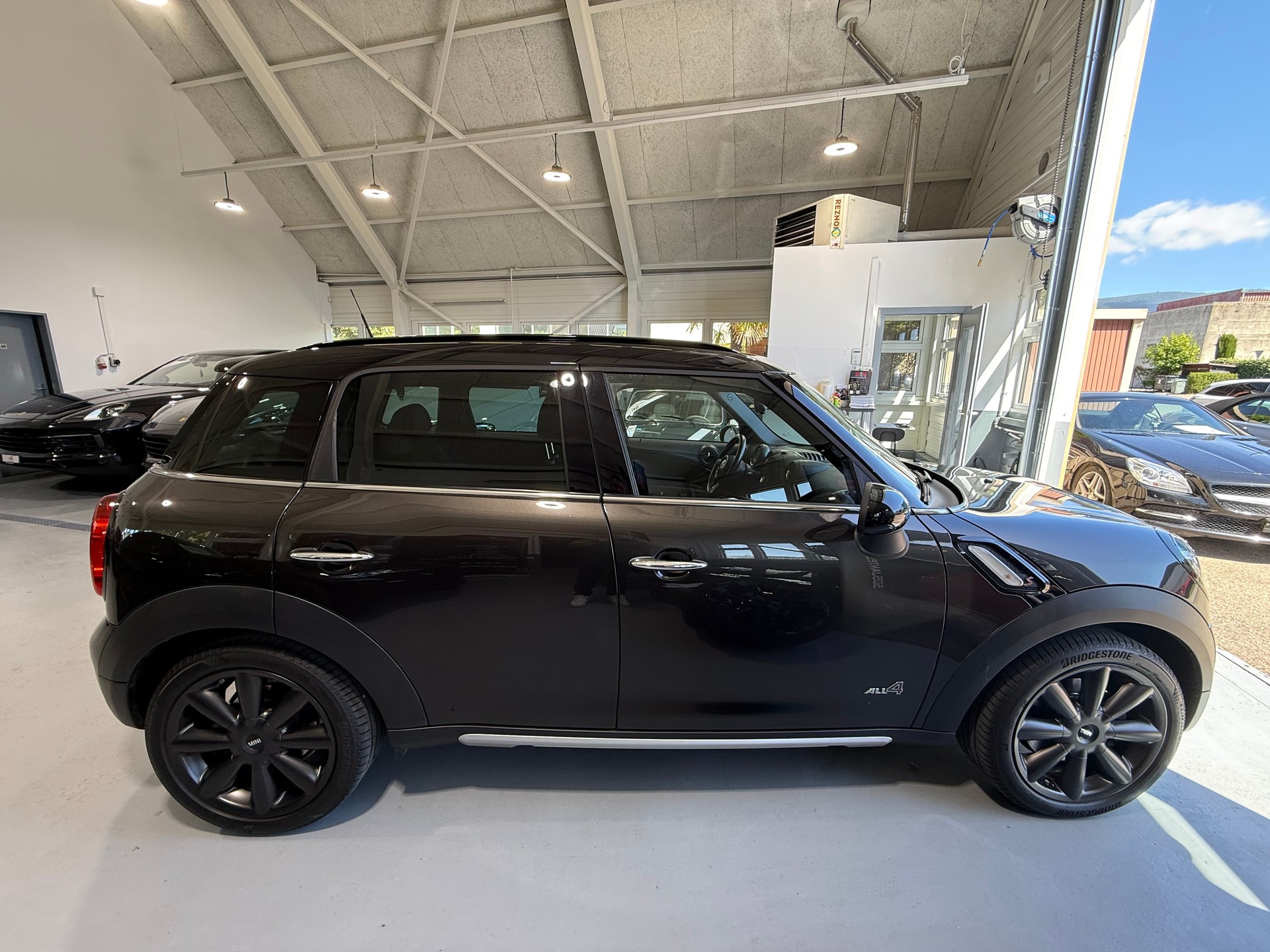 MINI Countryman Cooper S ALL4-image-4