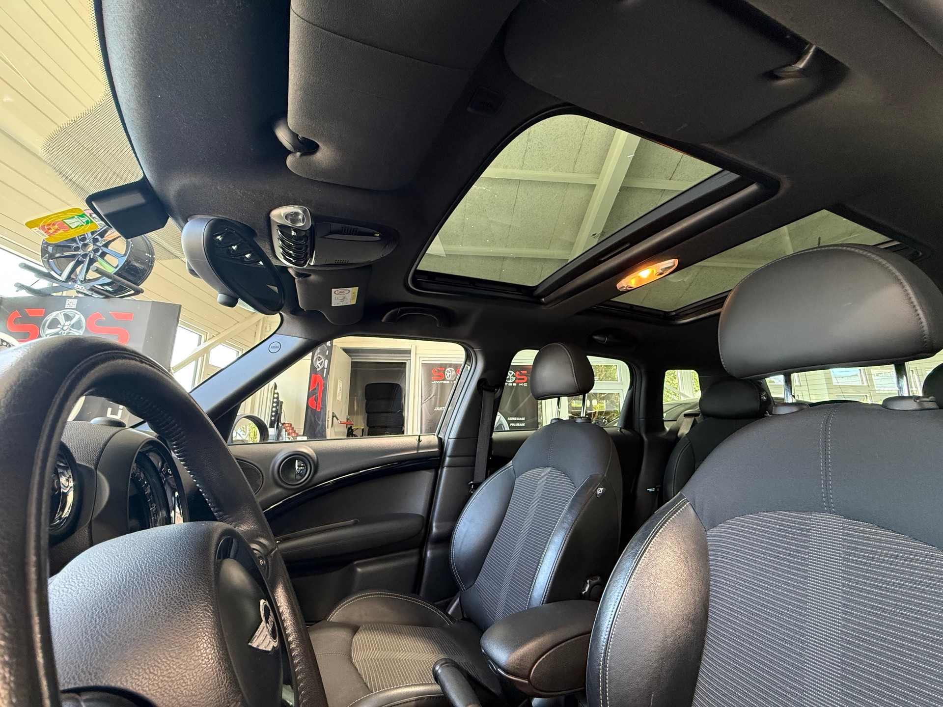 MINI Countryman Cooper S ALL4-image-10