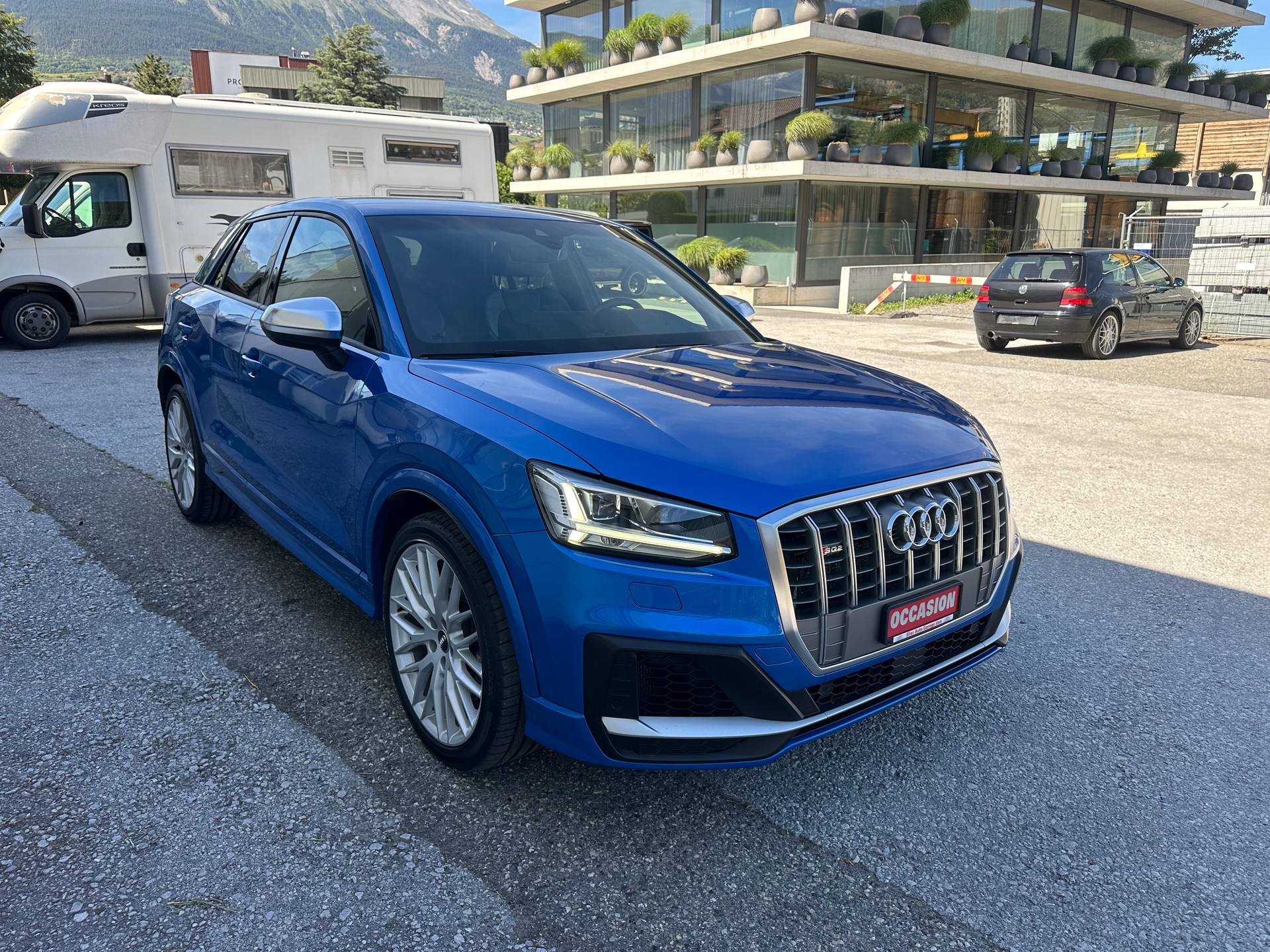 AUDI SQ2 TFSI quattro S-tronic-image-2