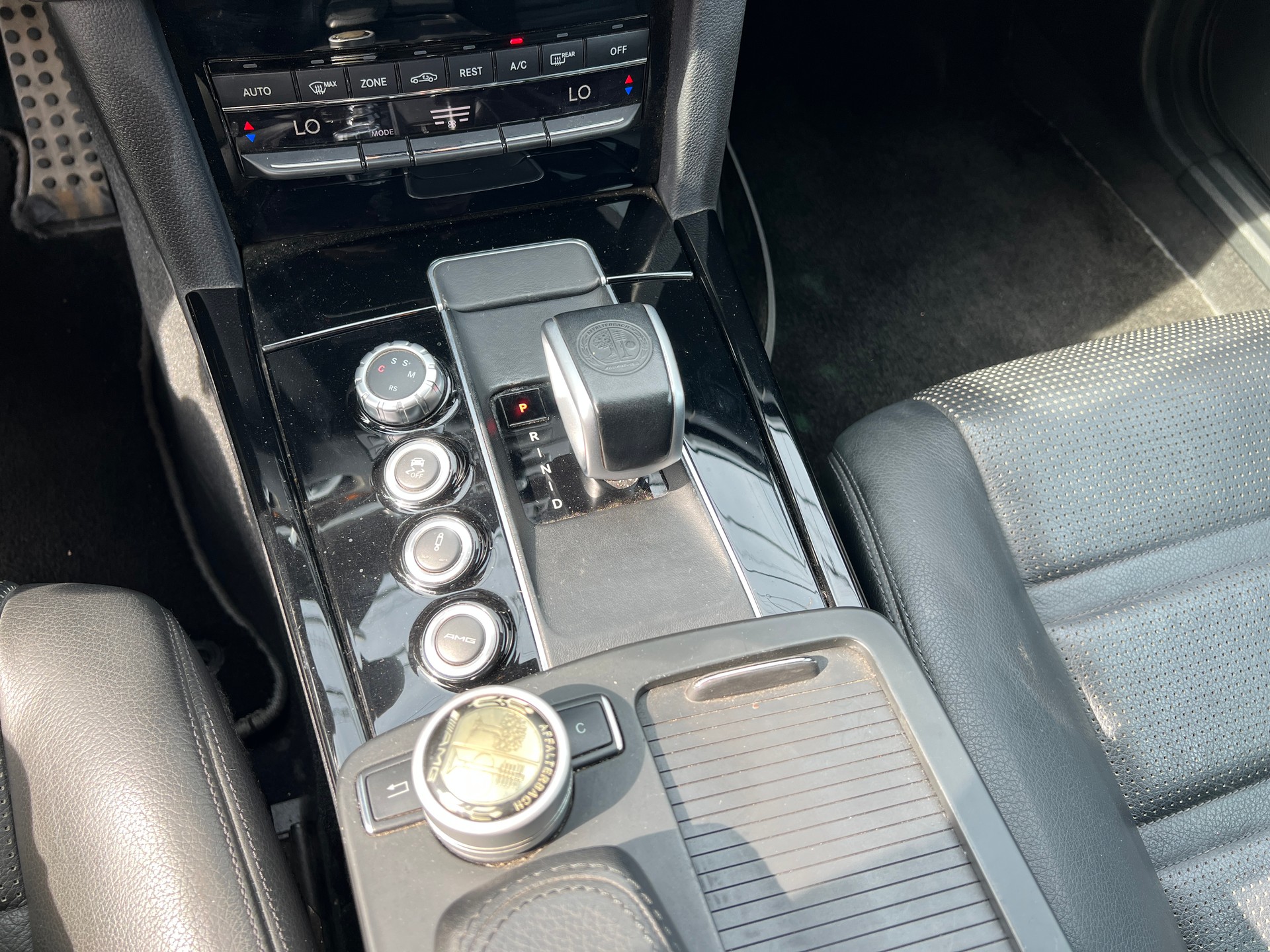 MERCEDES-BENZ E 63 CGI AMG 7G-Tronic-image-6