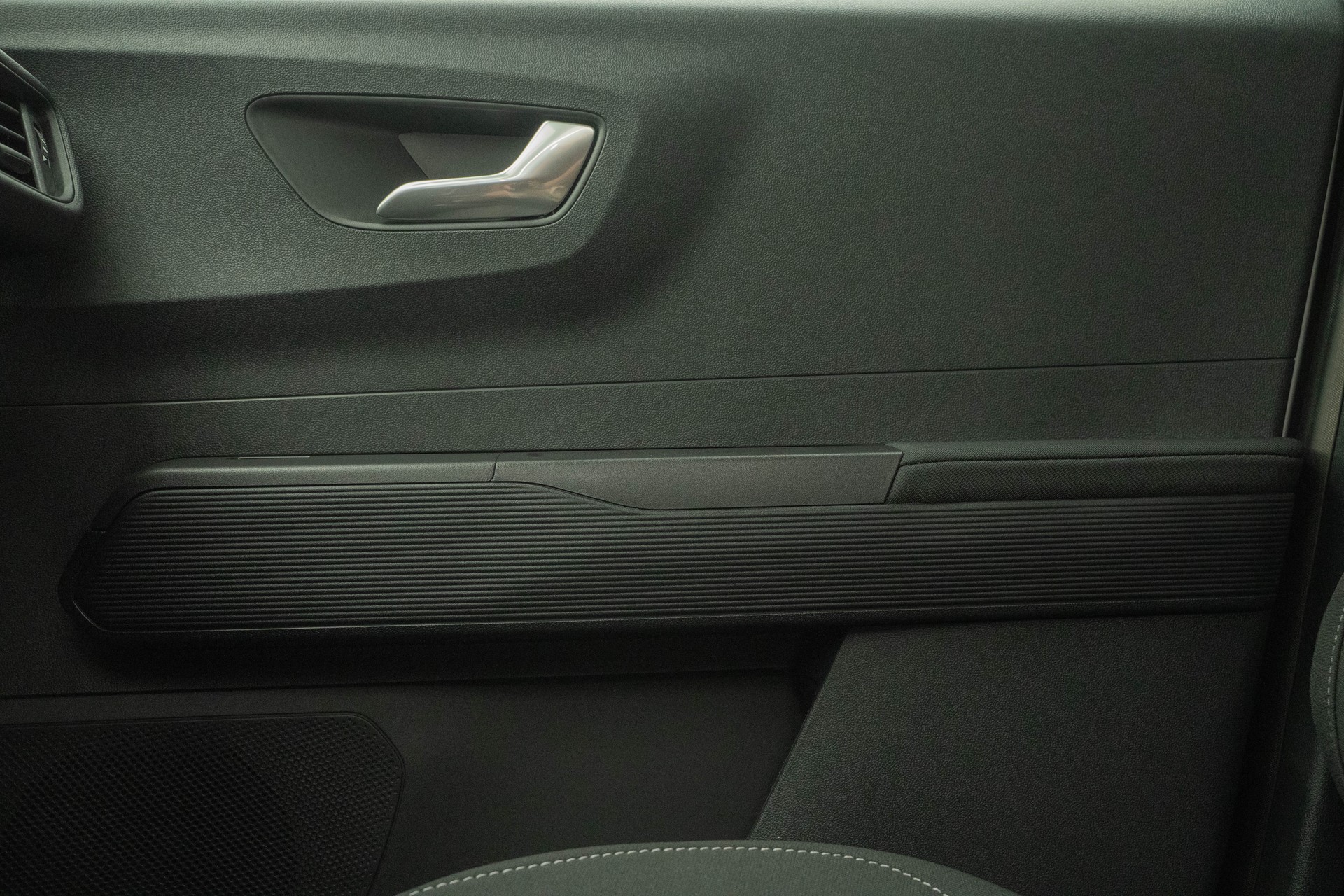 FORD Tourneo Courier 1.0 EcoBoost Trend-image-12