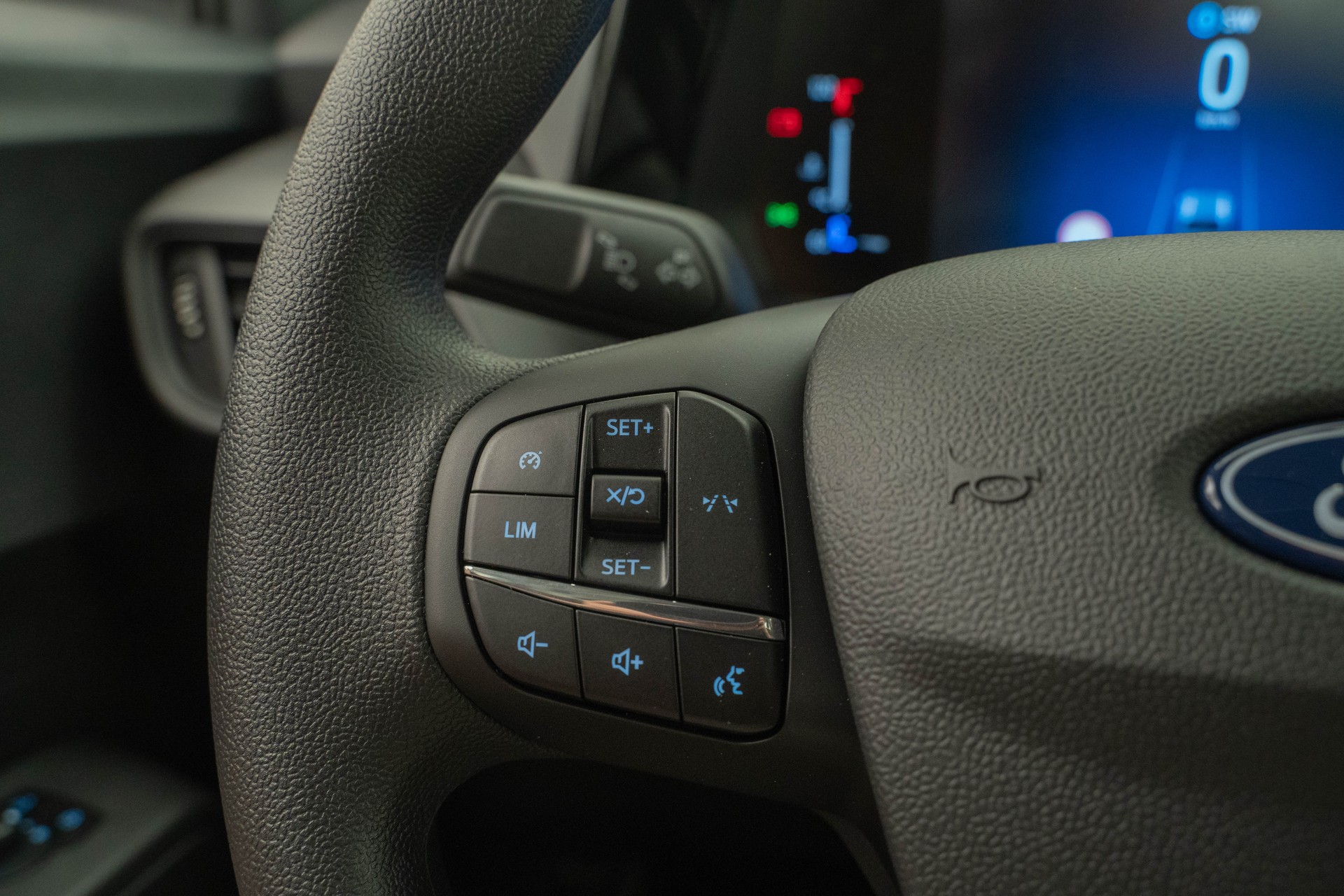 FORD Tourneo Courier 1.0 EcoBoost Trend-image-10