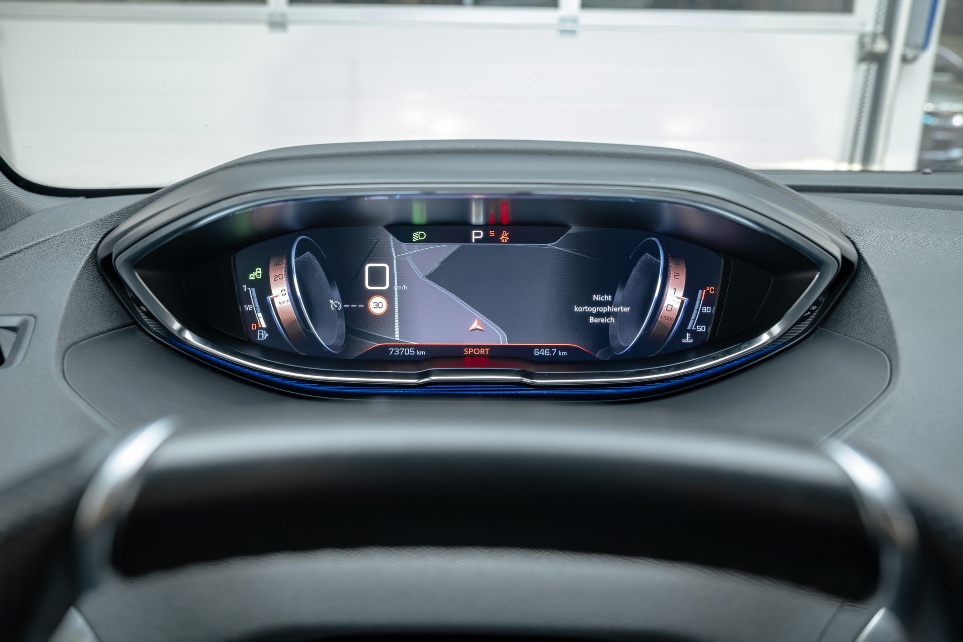 PEUGEOT 5008 2.0 BlueHDi GT EAT-image-12