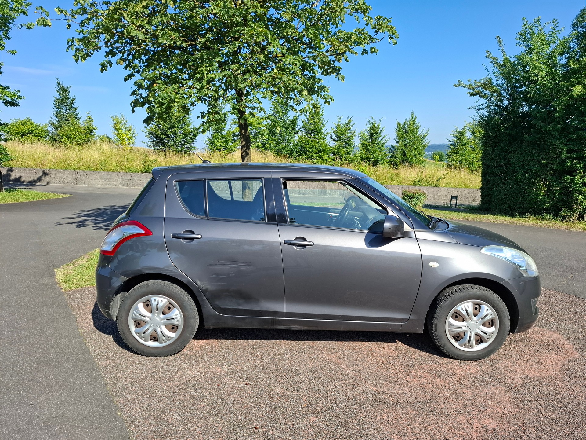 SUZUKI SWIFT 1.2 5D 4WD-image-4