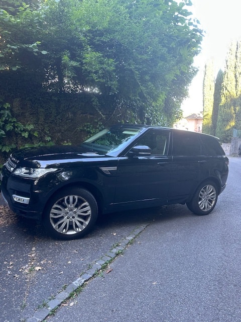 LAND ROVER 3.0 SDV6 Autobiography-image-0