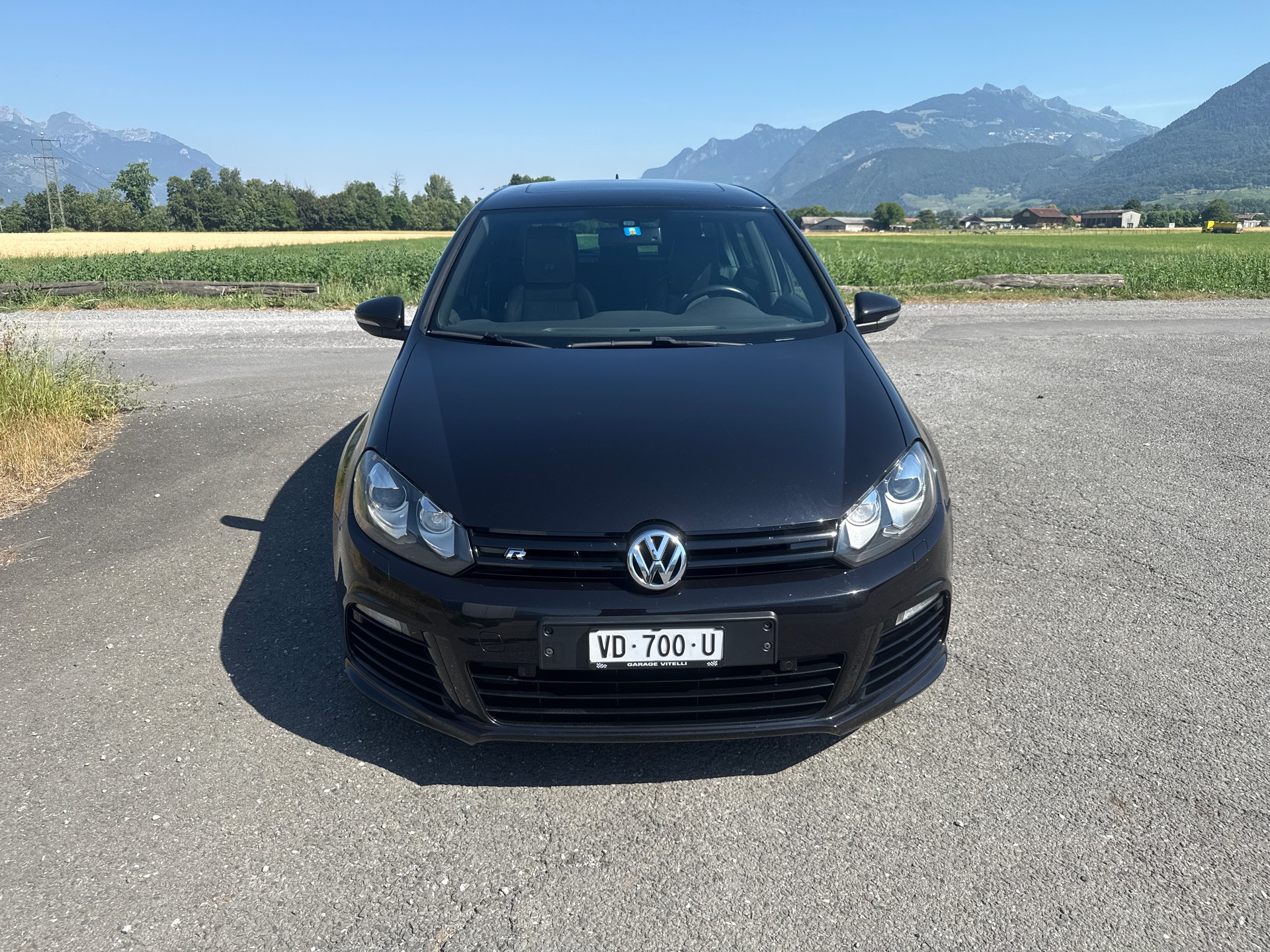 VW Golf 2.0 TSI R 4Motion DSG-image-6
