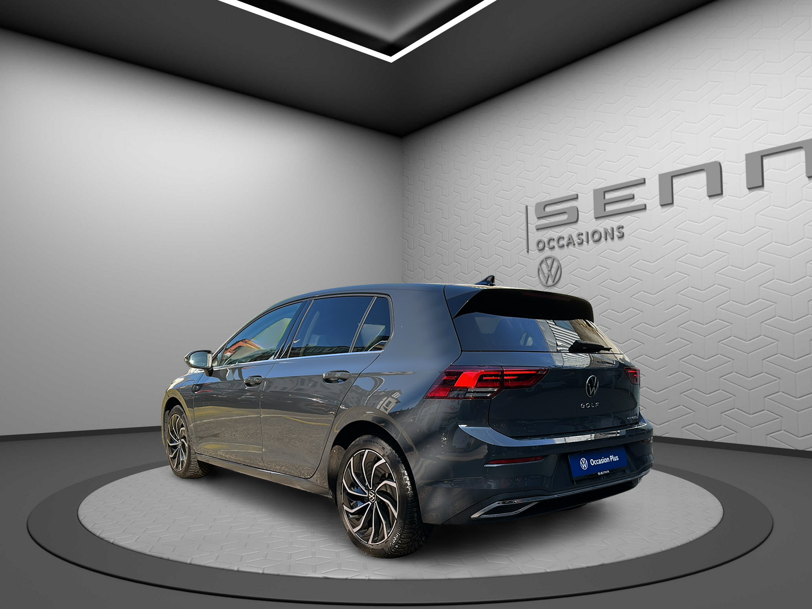 VW Golf 1.4 TSI PHEV Selection-showroom-element-3