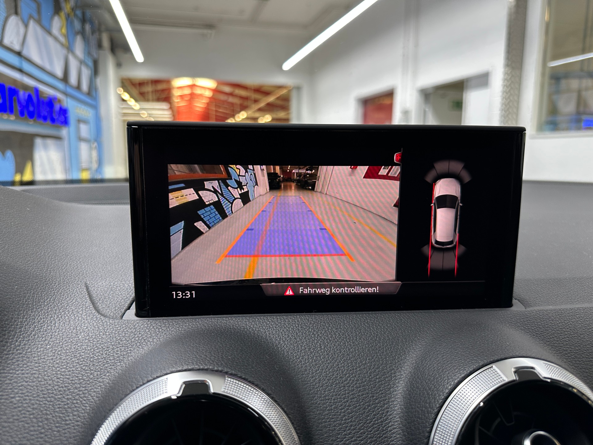 AUDI Q2 35 TFSI S line S-tronic-image-11