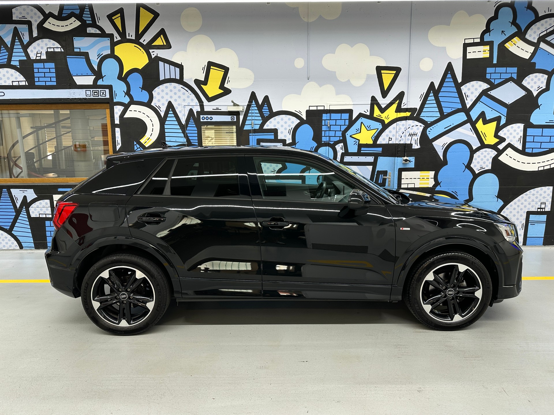 AUDI Q2 35 TFSI S line S-tronic-image-2