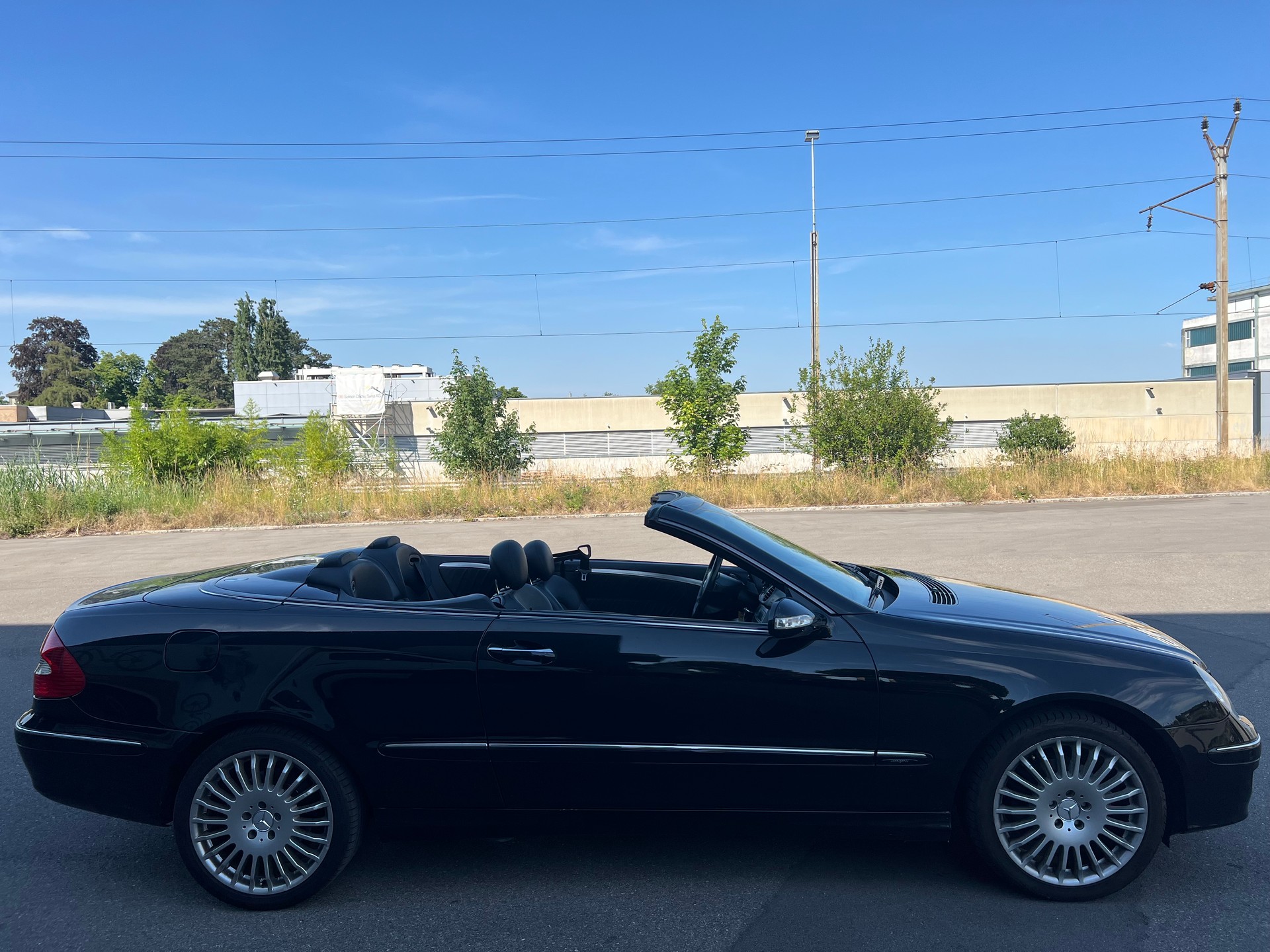 MERCEDES-BENZ CLK 200 Kompr. Avantgarde Grand Ed. Aut.-image-2