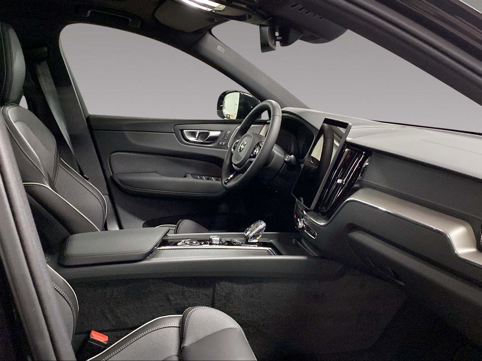 VOLVO XC60 2.0 T8 TE Black Edition eAWD-image-8