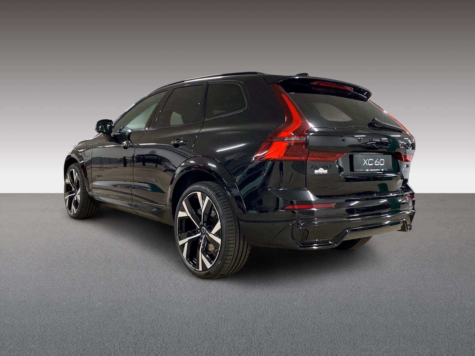 VOLVO XC60 2.0 T8 TE Black Edition eAWD-image-4