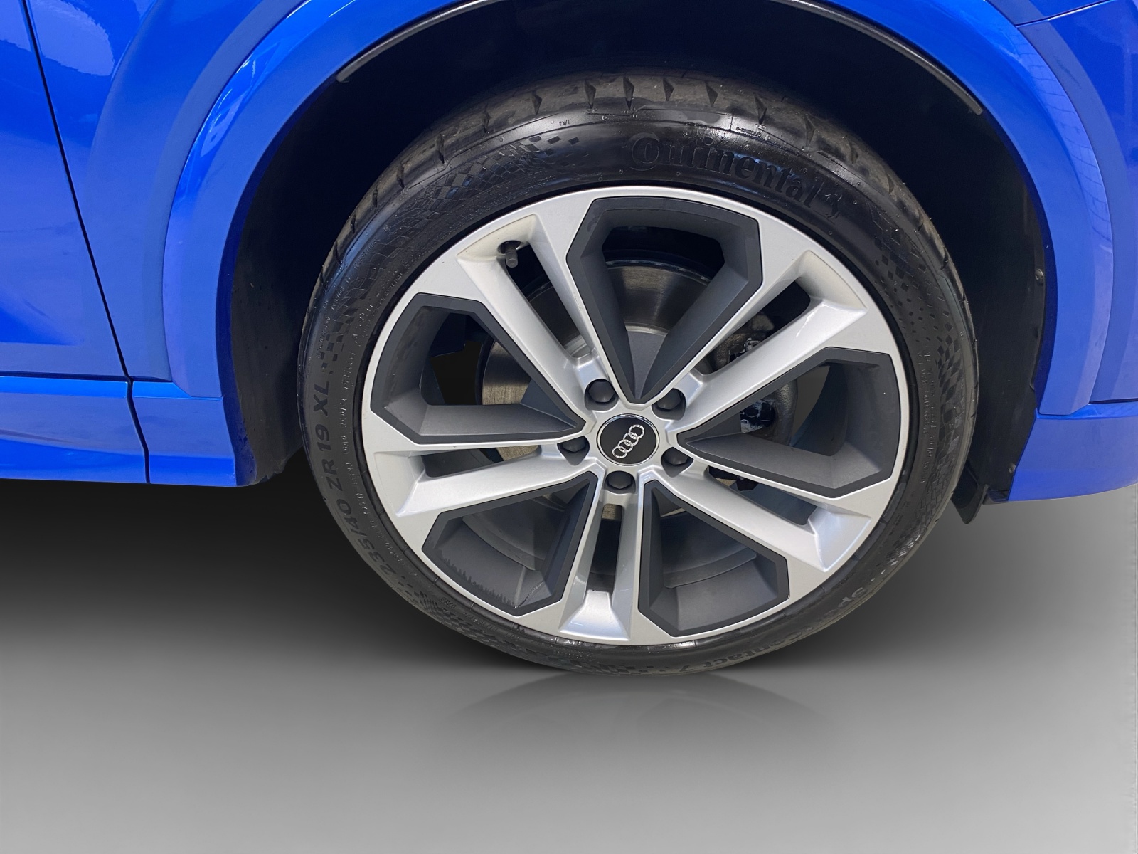 AUDI Q2 2.0 TFSI sport quattro S-tronic-image-15