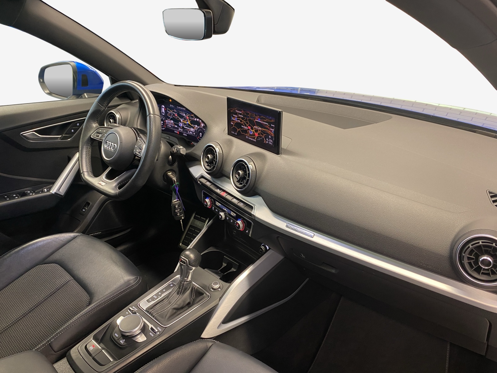 AUDI Q2 2.0 TFSI sport quattro S-tronic-image-14