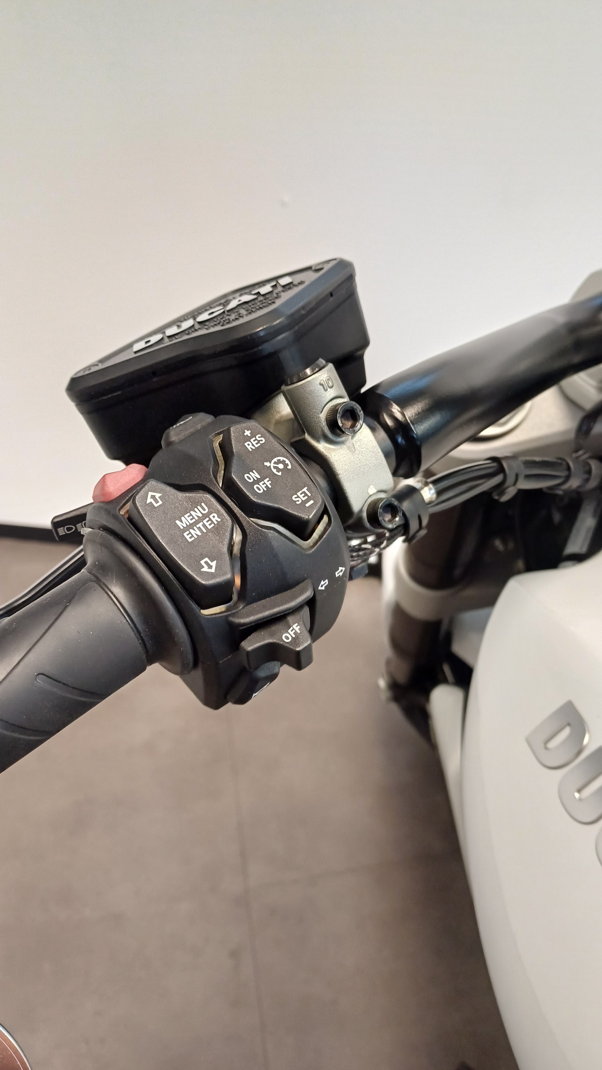 DUCATI XDiavel 1260 S-image-10