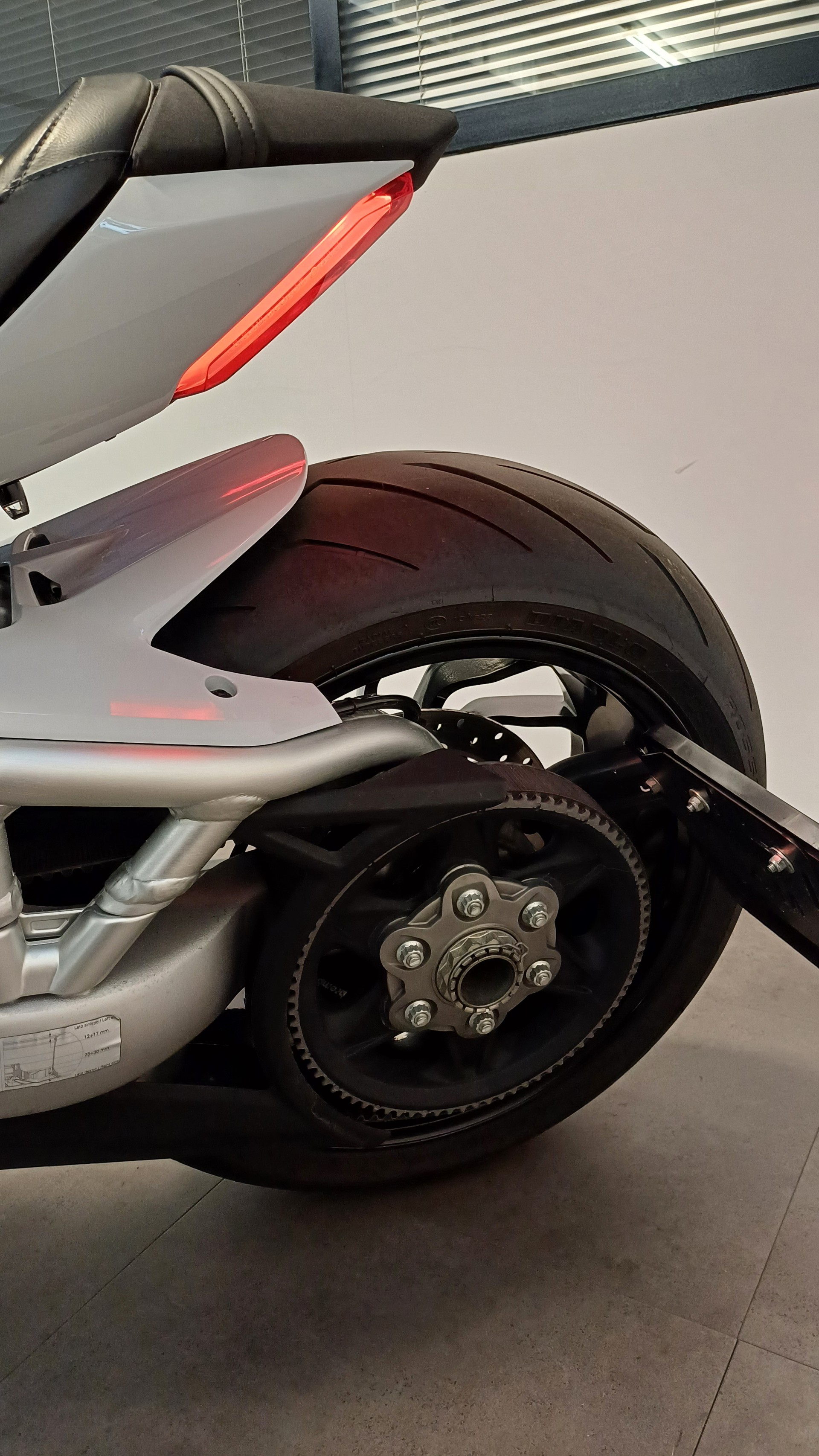 DUCATI XDiavel 1260 S-image-9