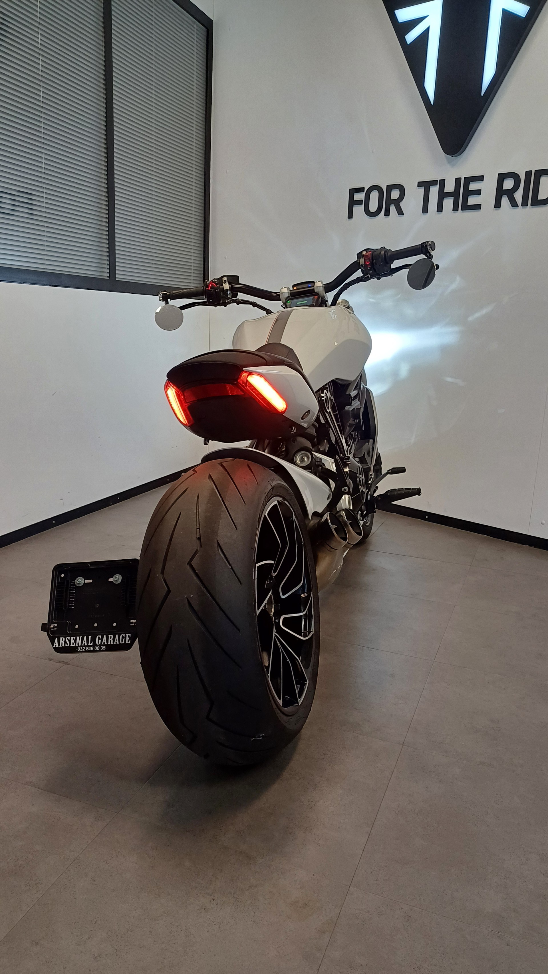 DUCATI XDiavel 1260 S-image-6