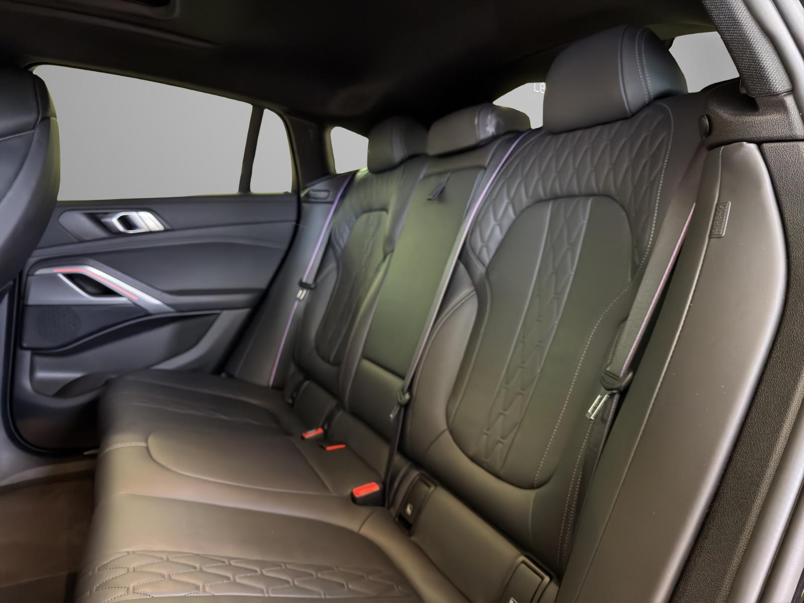 BMW X6 40d xDrive M-SportPaket-image-16