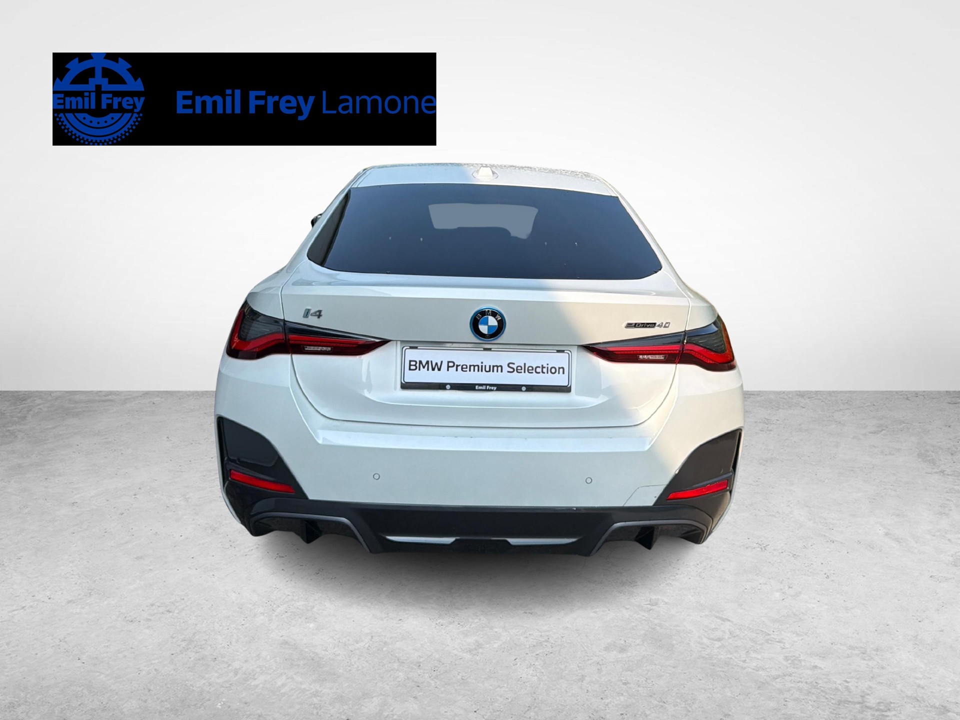 BMW i4 eDrive40-image-6