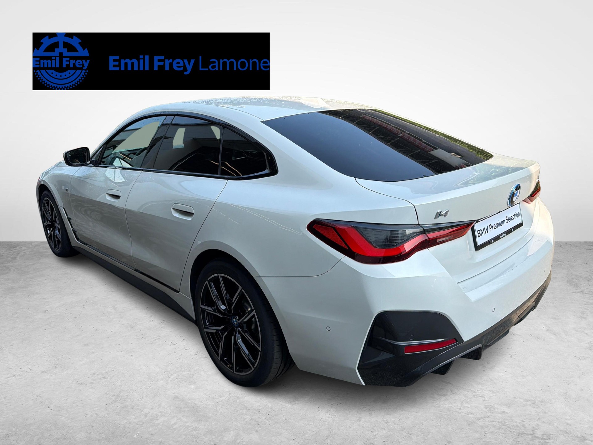 BMW i4 eDrive40-image-5