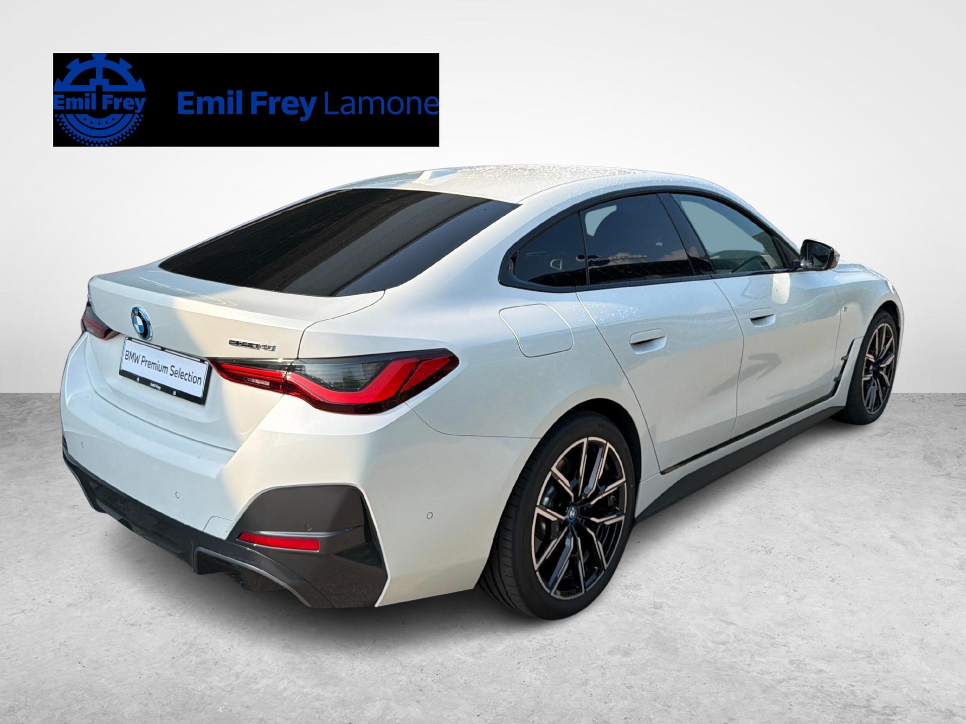 BMW i4 eDrive40-image-7