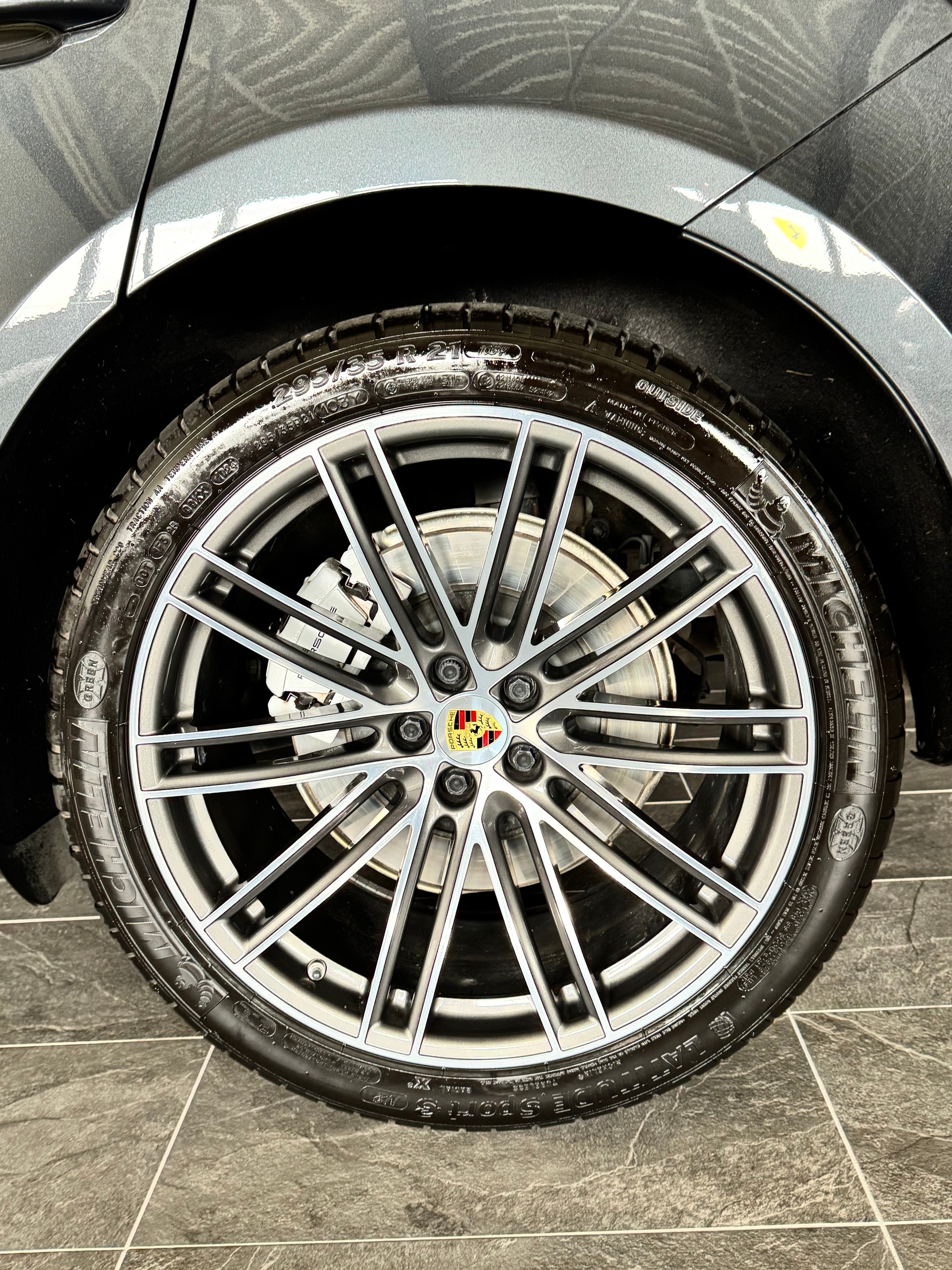 PORSCHE Macan Turbo PDK *FACELIFT*-image-8